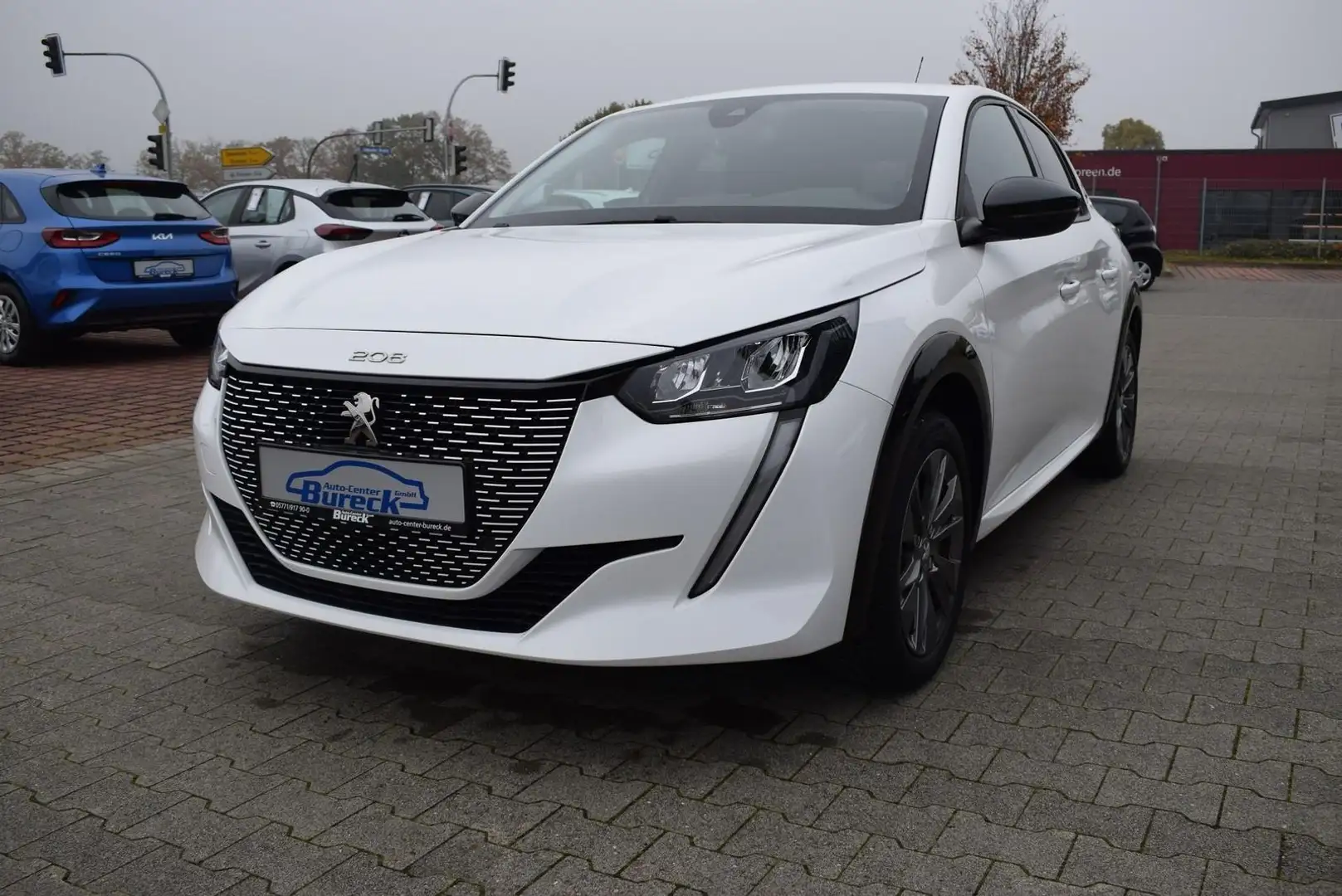 Peugeot 208 e208 136 Allure APP-Navi/LED/SHZ/Kamera/GJR Weiß - 2