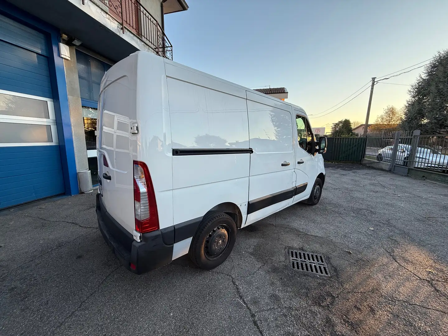 Renault Master 2.0 dci 130cv Bianco - 2