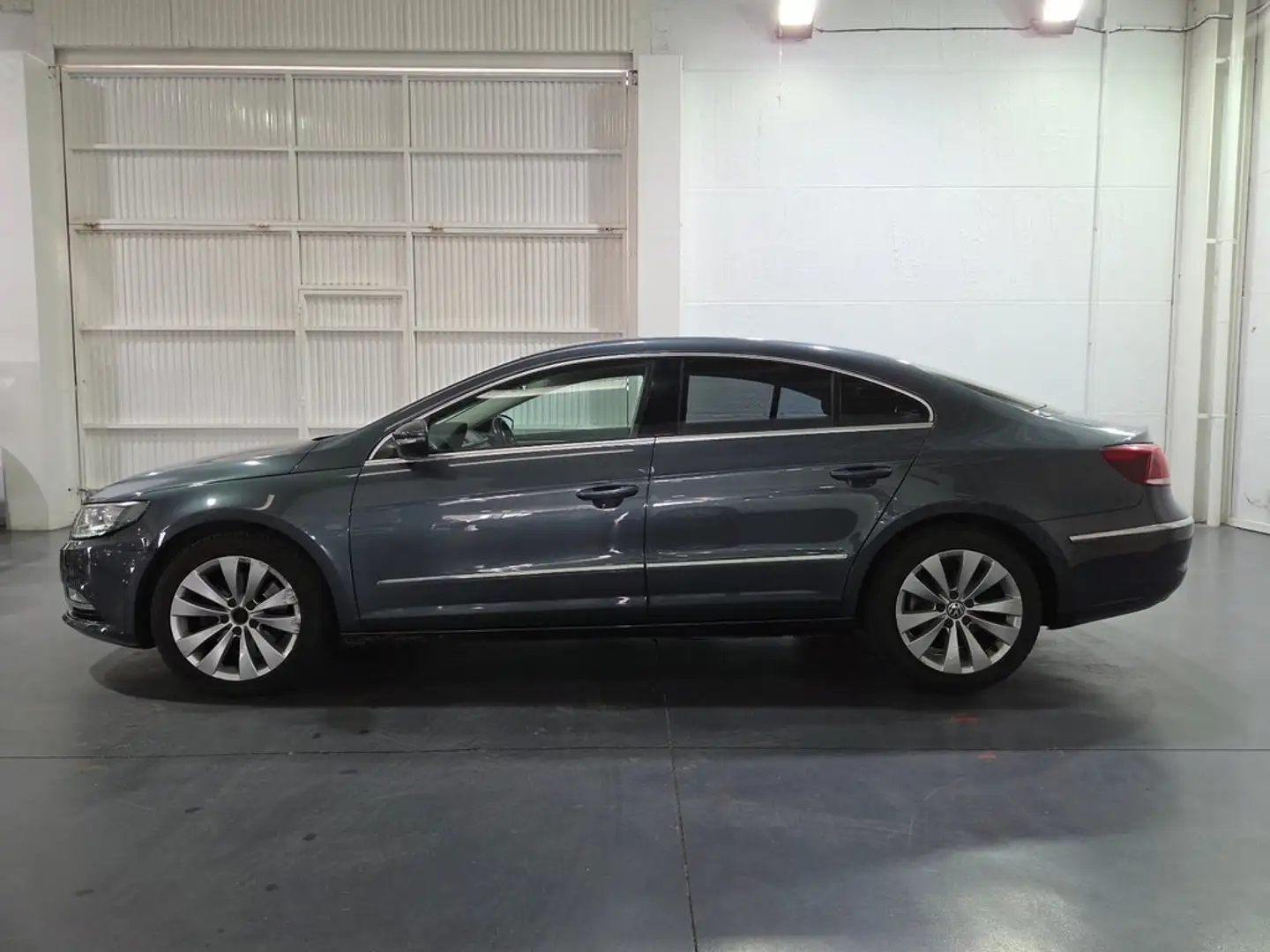 Volkswagen CC 2.0TDI BMT DSG 150 Gris - 2