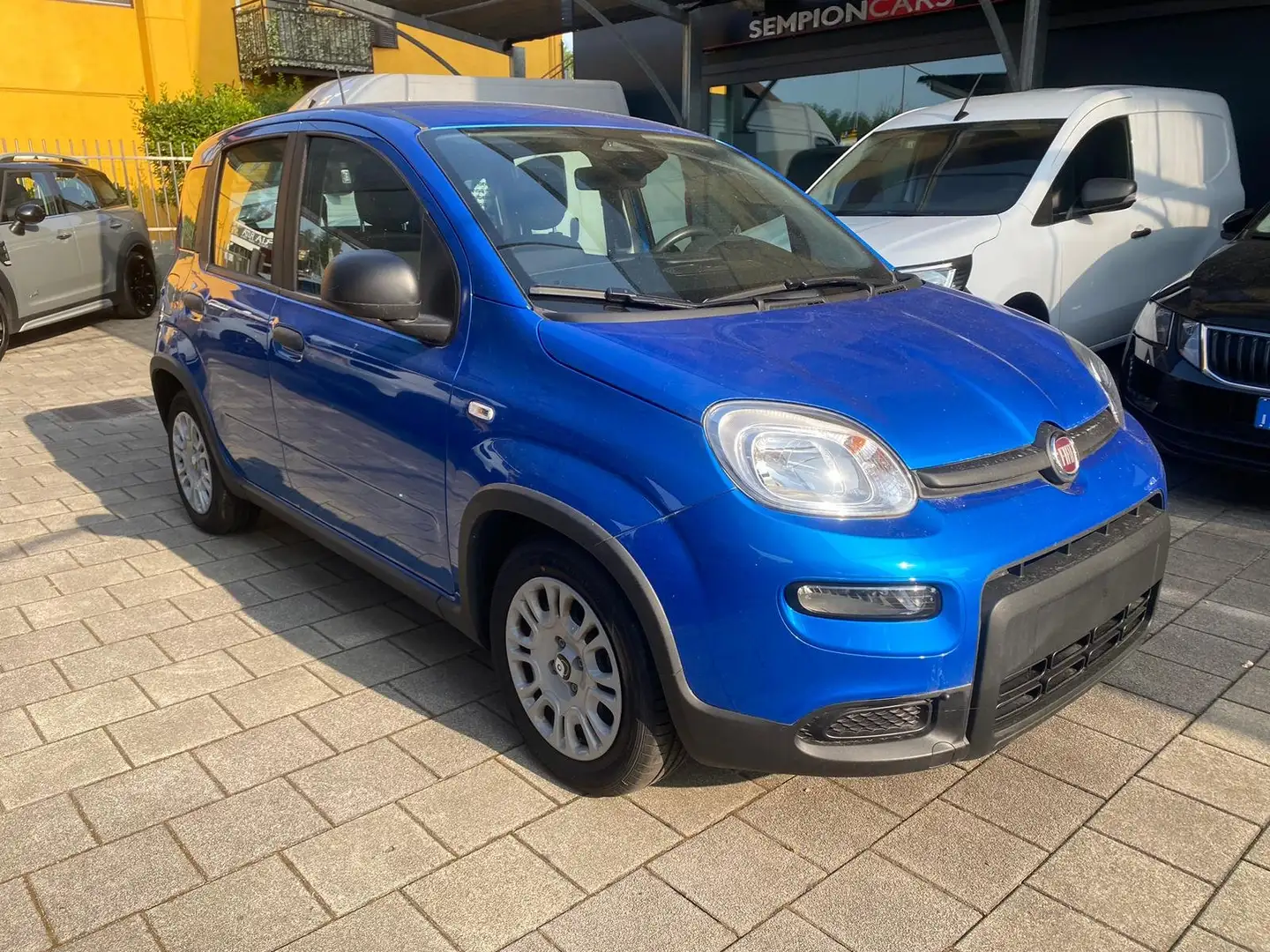 Fiat Panda Pandina 1.0 firefly hybrid s Bleu - 2