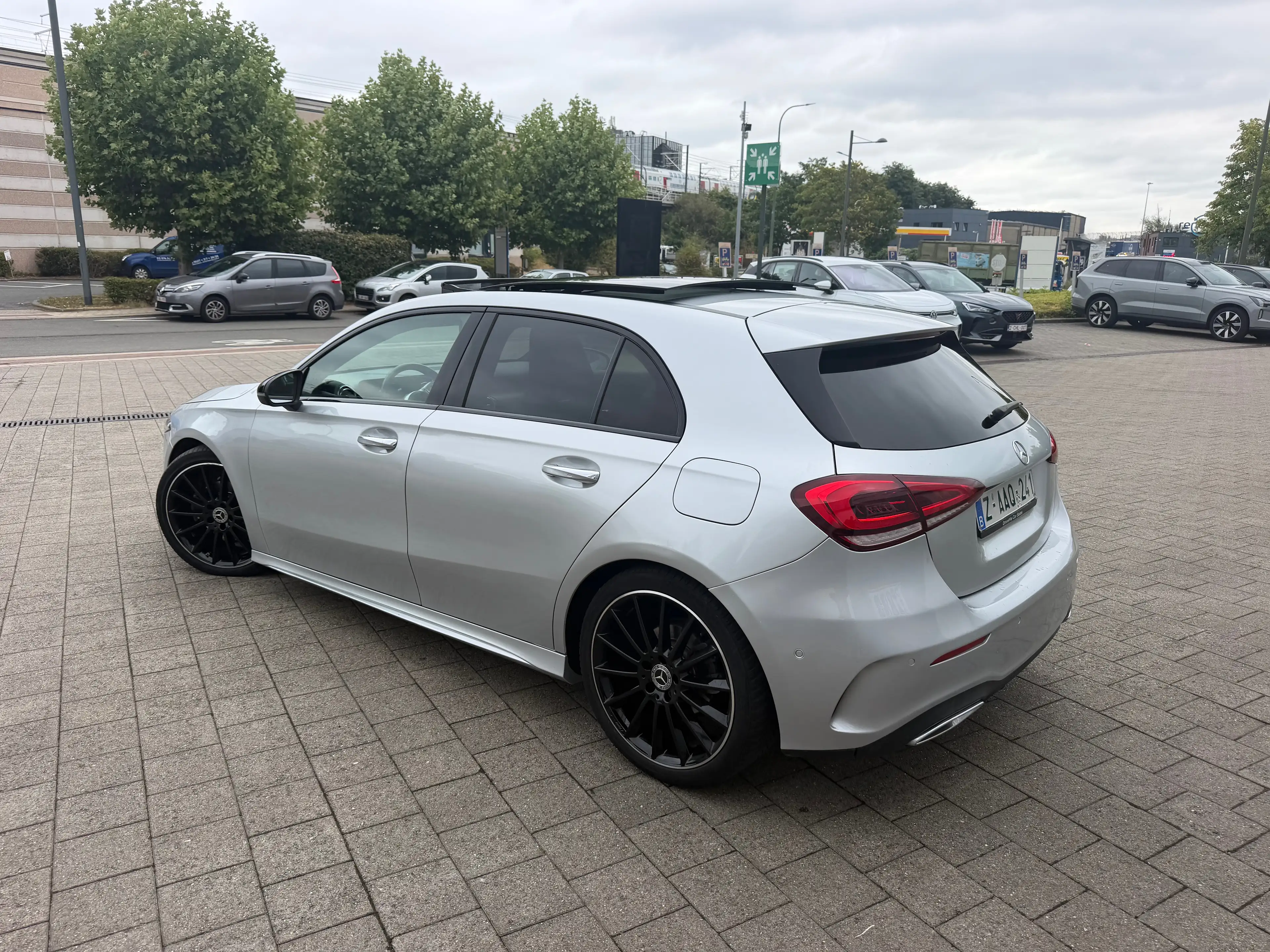 Mercedes-Benz A 180 d PACK AMG Full Options — photo 4