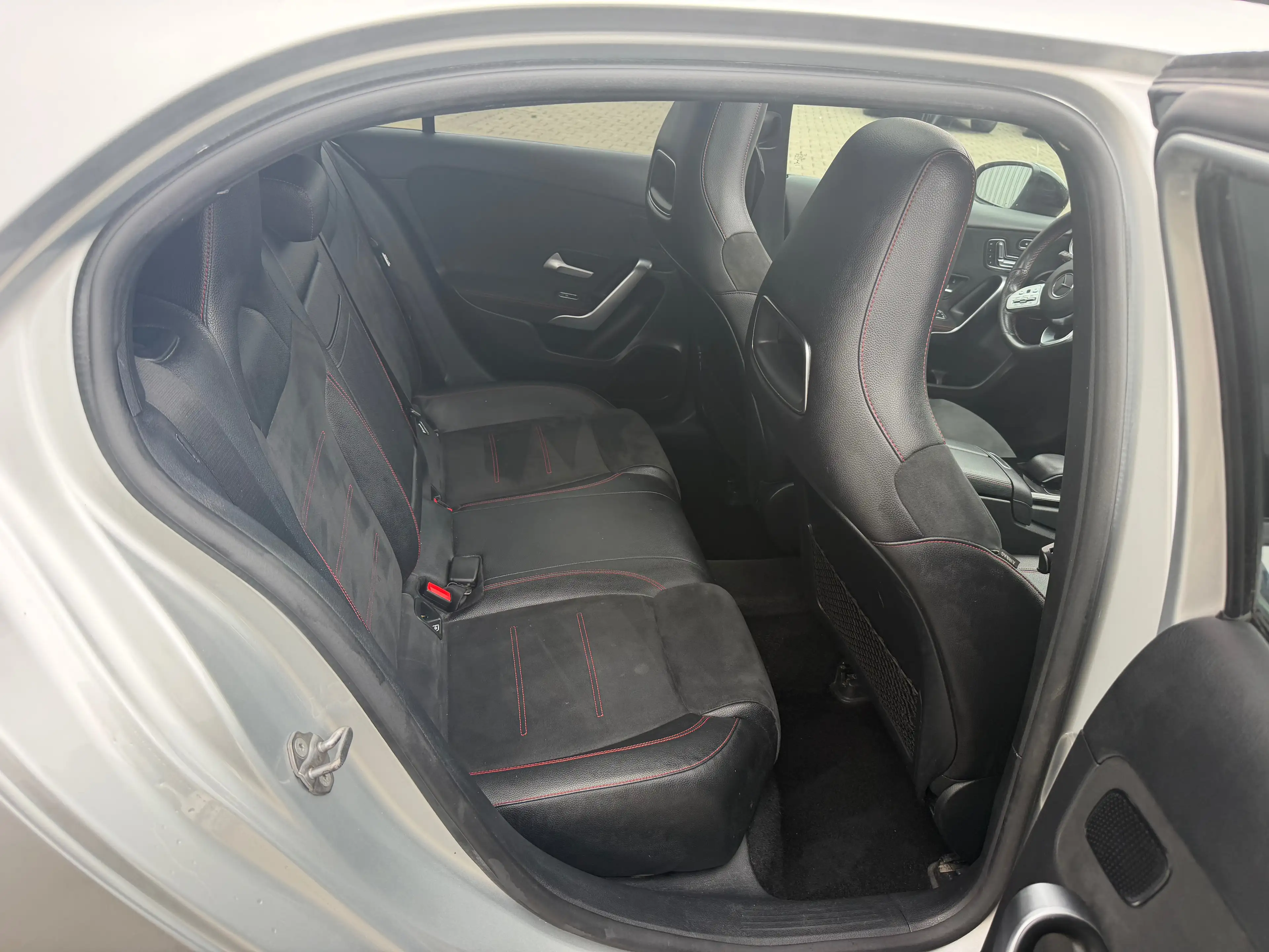 Mercedes-Benz A 180 d PACK AMG Full Options — photo 14