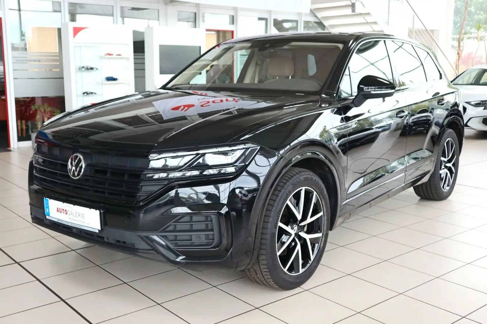 Volkswagen Touareg 4Motion R Line Black Style Virtual Schwarz - 1