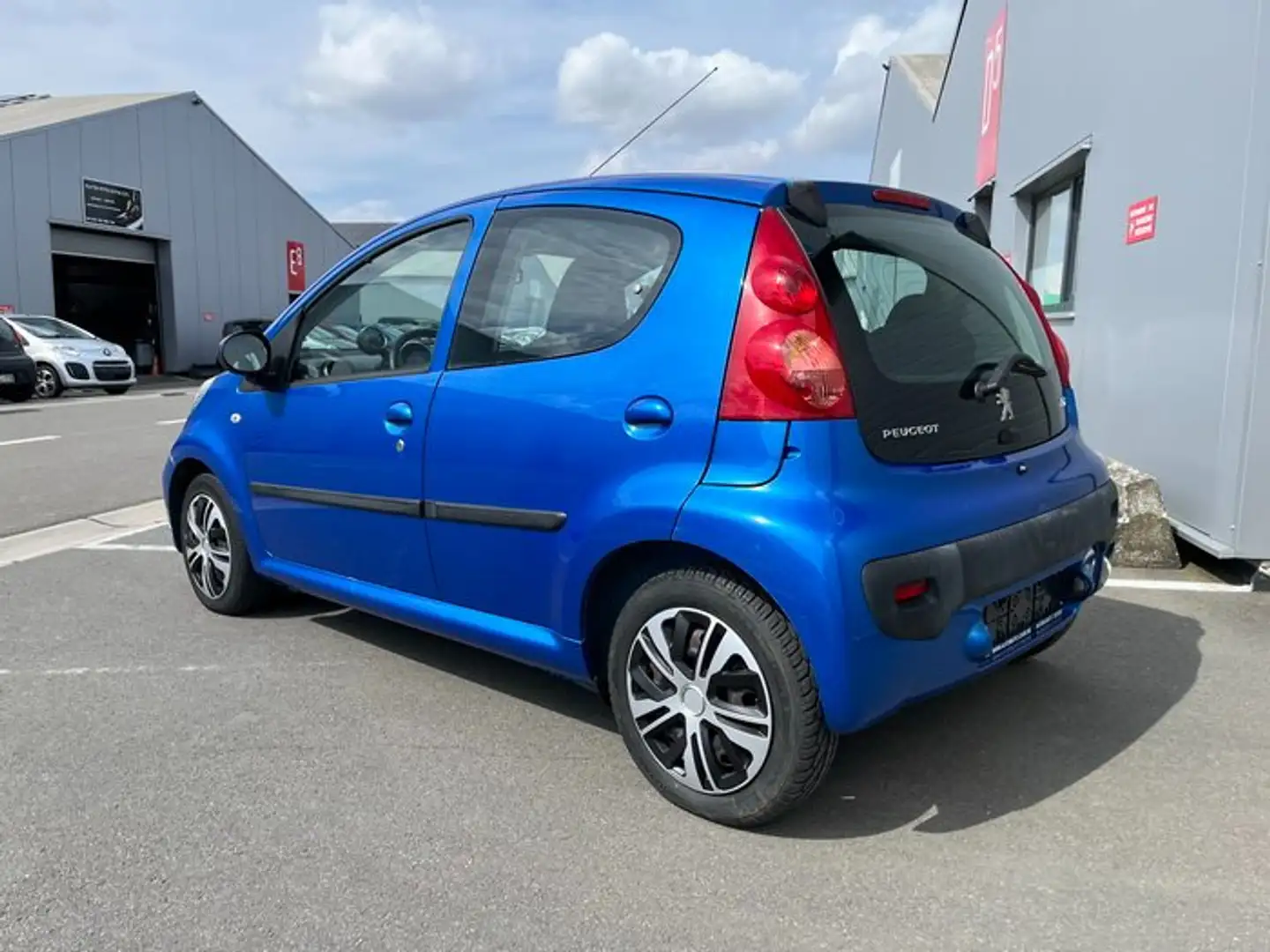 Peugeot 107 1.0i  - AUTOMATIQUE Bleu - 2
