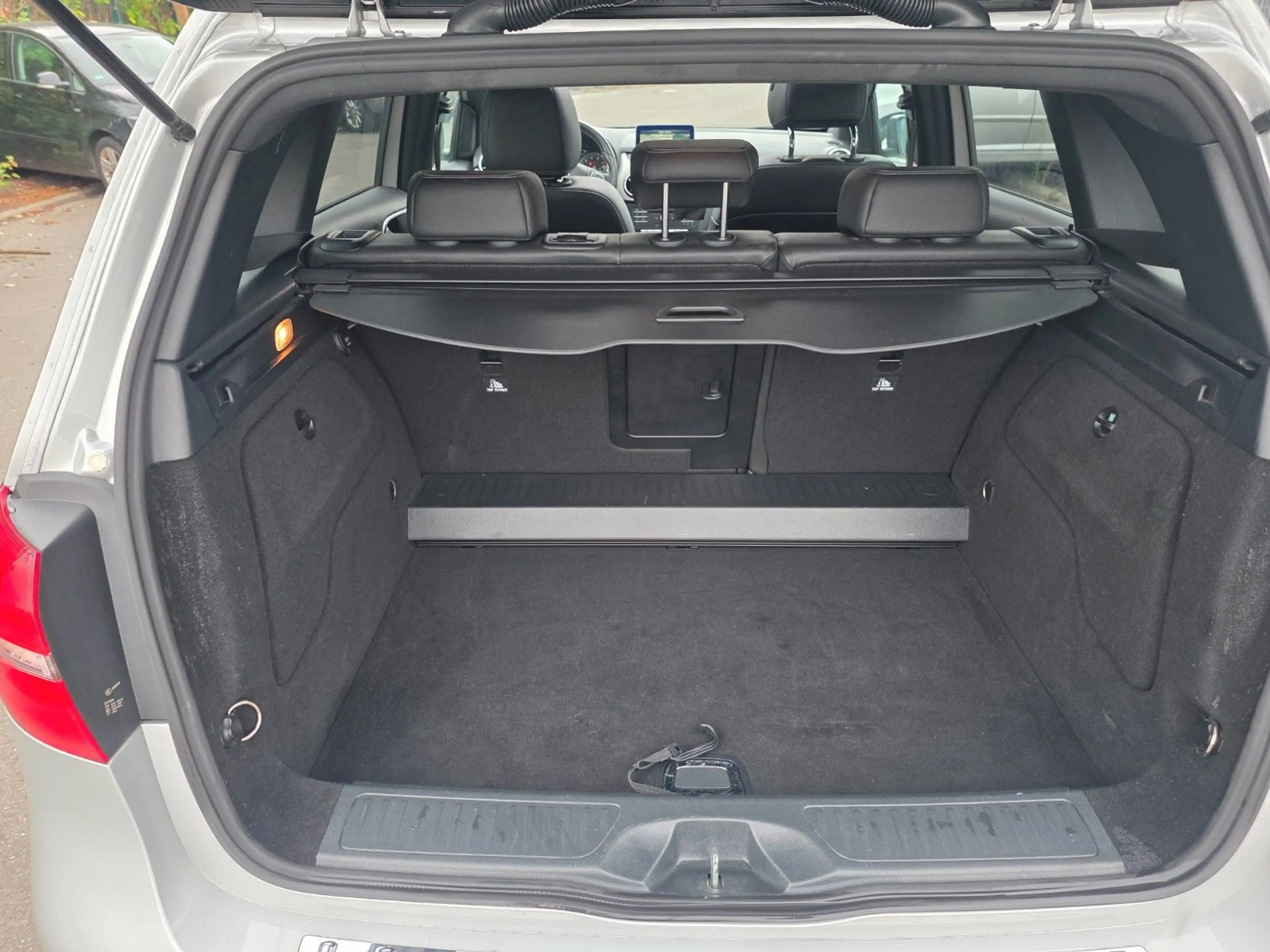 Mercedes-Benz B 220 B B 220 4Matic,Automatik — photo 10
