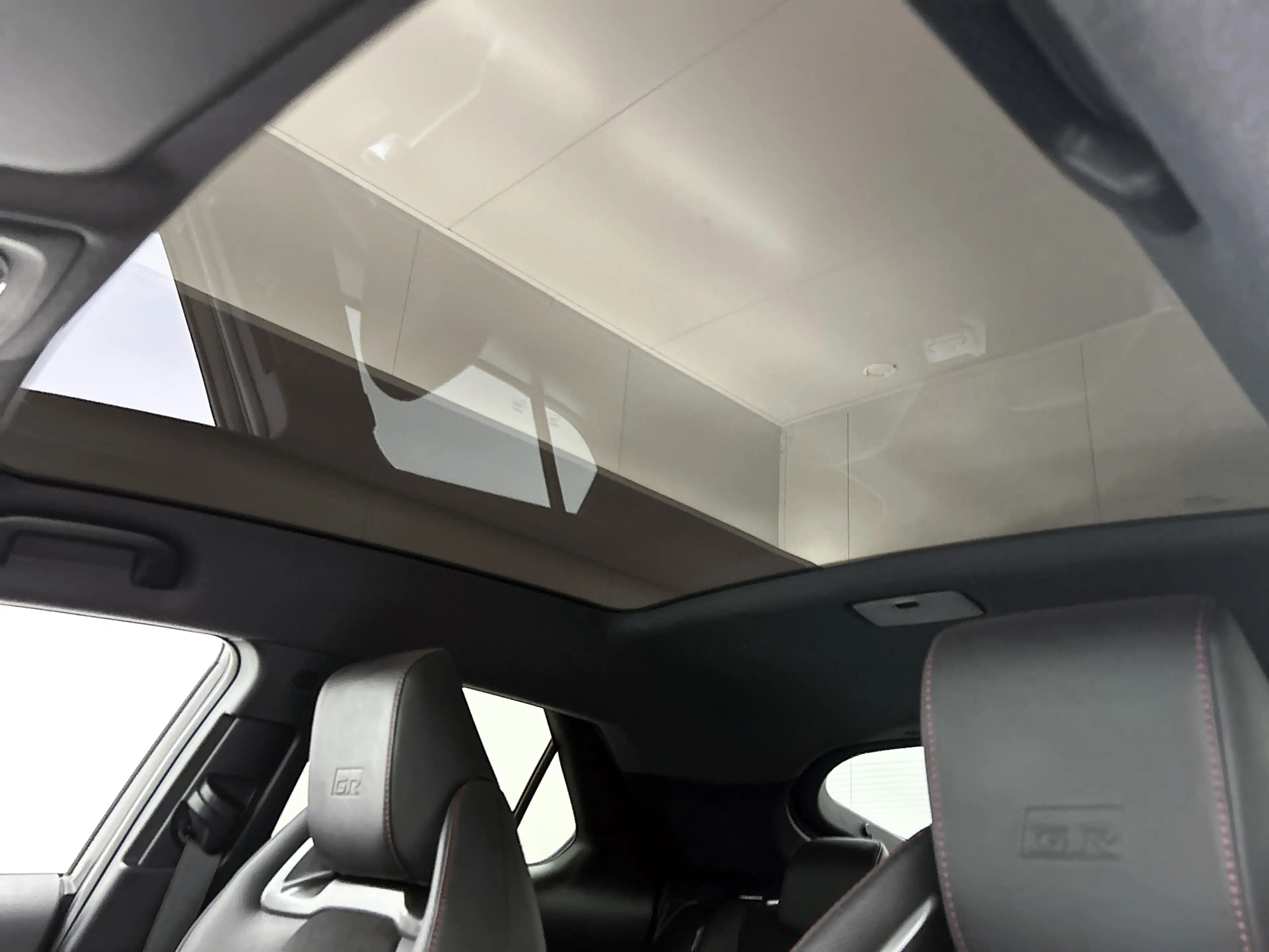 Toyota C-HR 200 AWD GR Sport Premiere Edition | JBL | Stoel+St — photo 15