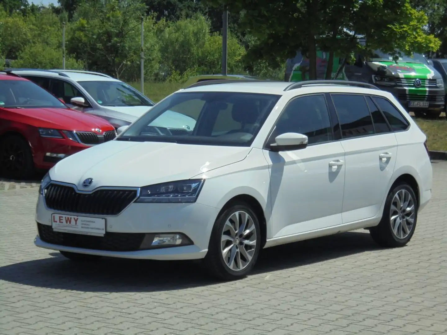 Skoda Fabia Combi 1.0 TSI Best of+SH+PDC+LED+SMART LIN Weiß - 2