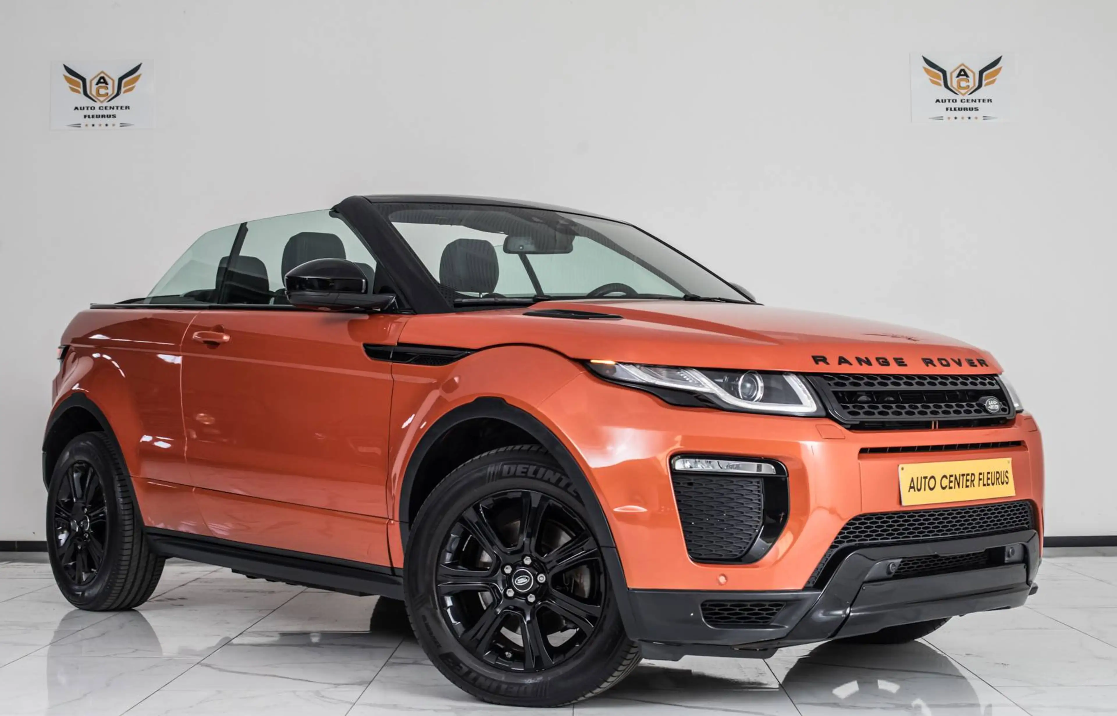 Land Rover Range Rover Evoque Cabriolet 2.0 4WD Dynamic — photo 4