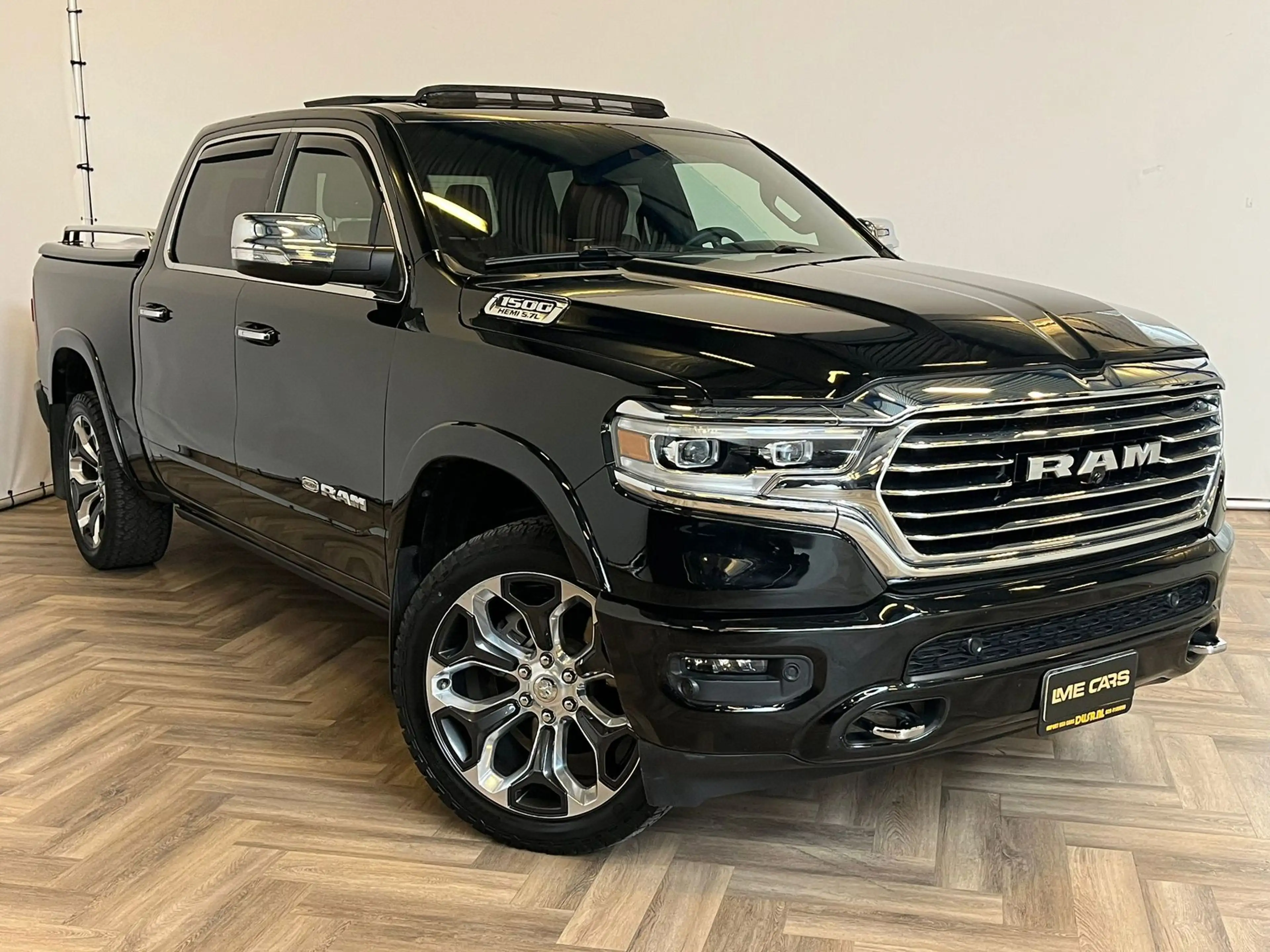 Dodge RAM 1500 5.7 V8 4x4 Crew Cab Longhorn|NAP|HUD|PANO|LUC — photo 7