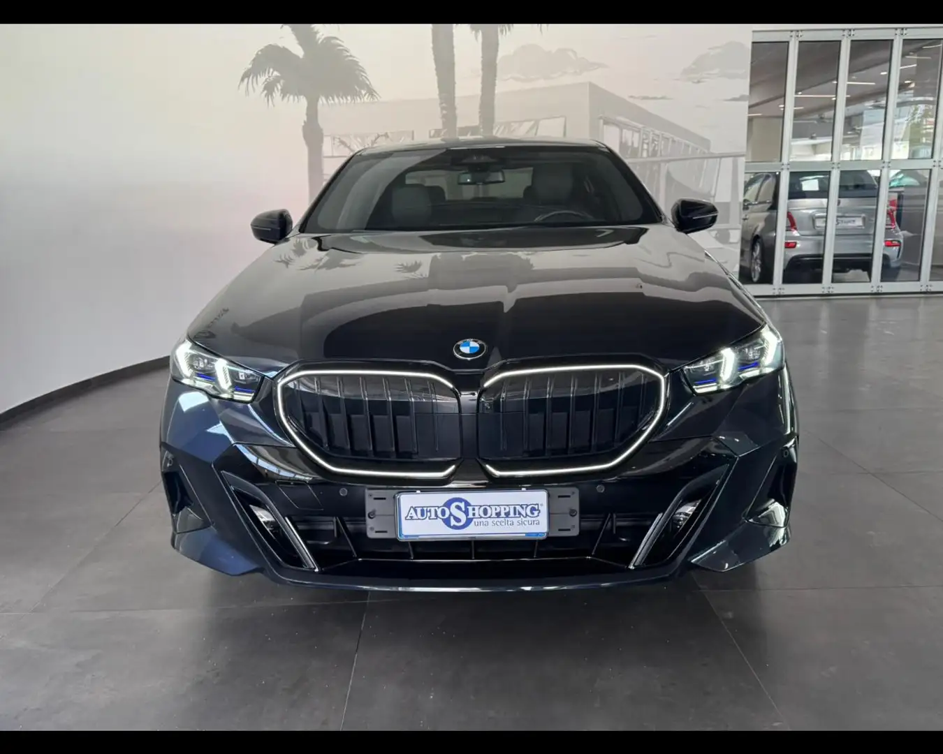 BMW 520 S. 5(G60/61/90/99) 520d 48V xDrive Msport Pro Siyah - 2