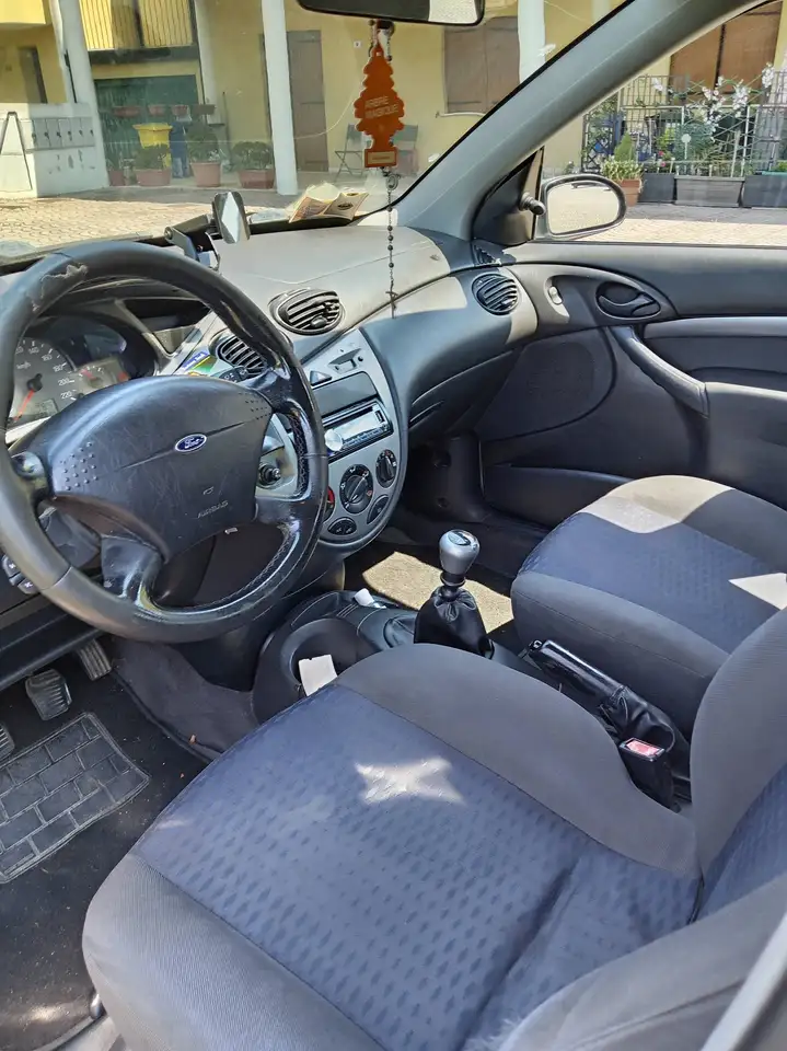 Ford Focus I 1998 SW SW 1.8 td Ambiente, foto 1