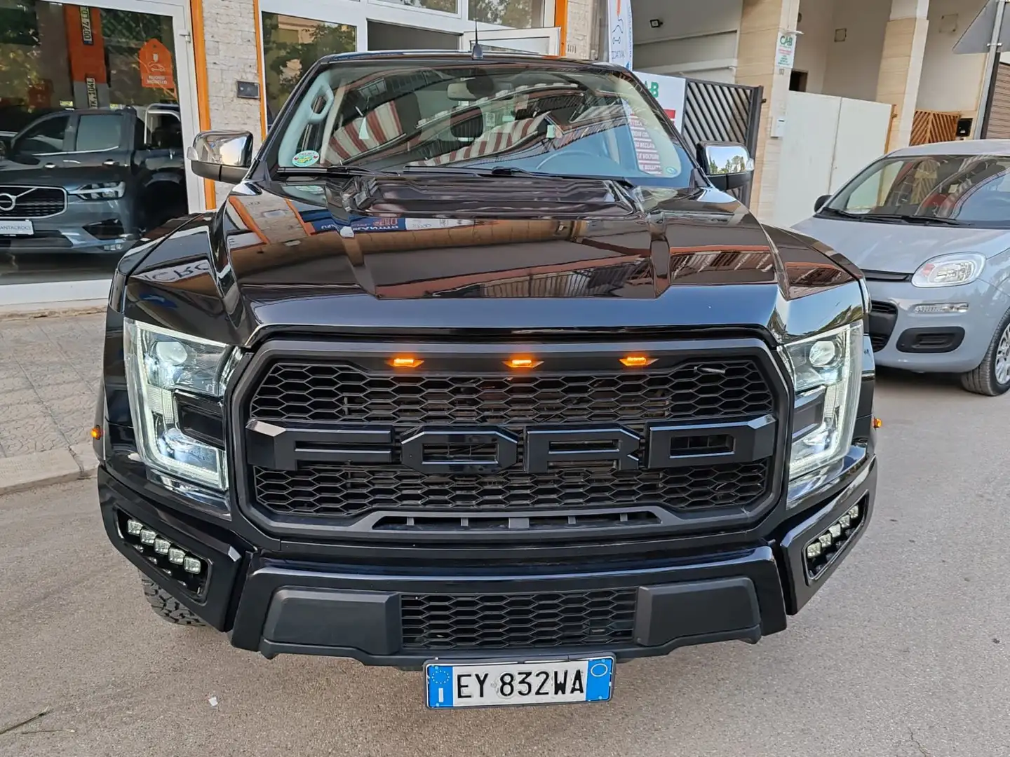 Ford Ranger Ranger 2.2 tdci double cab Limited auto RAPTOR 23 Nero - 2