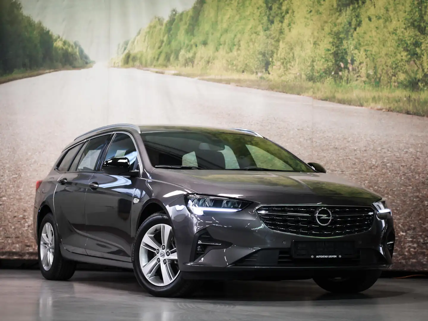 Opel Insignia Sports Tourer Business Grau - 1