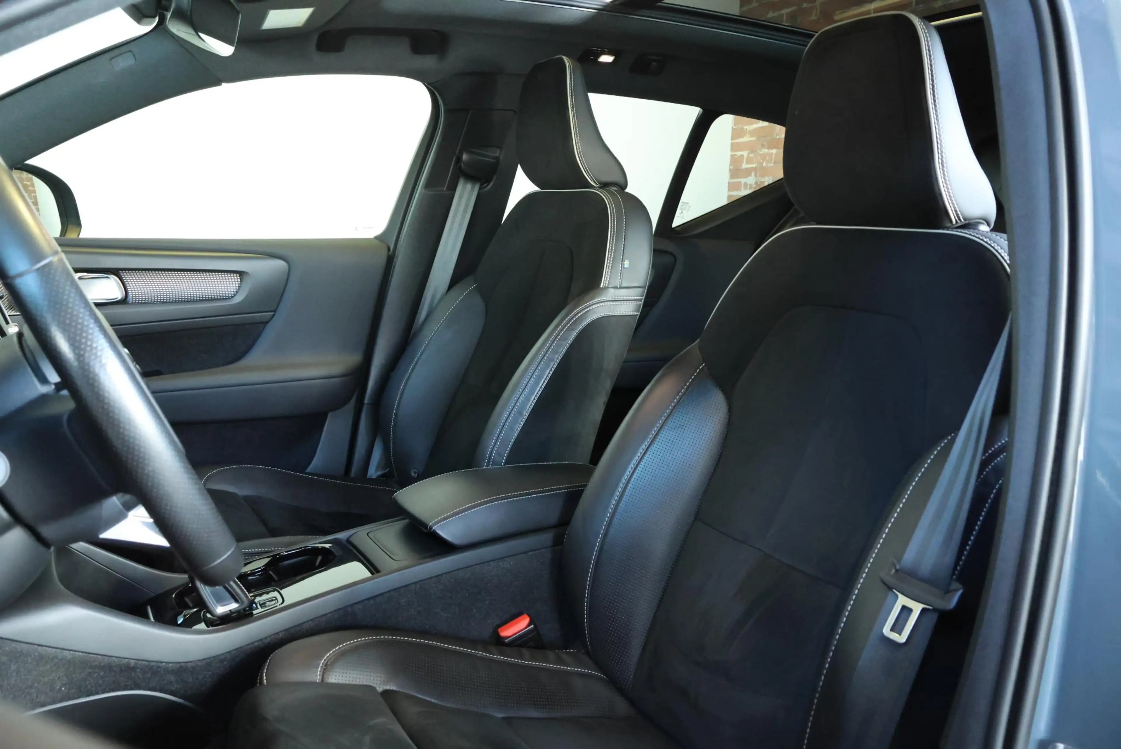 Volvo XC40 Recharge P8 AWD R-Design | Panoramadak | Semi-Elec — photo 10