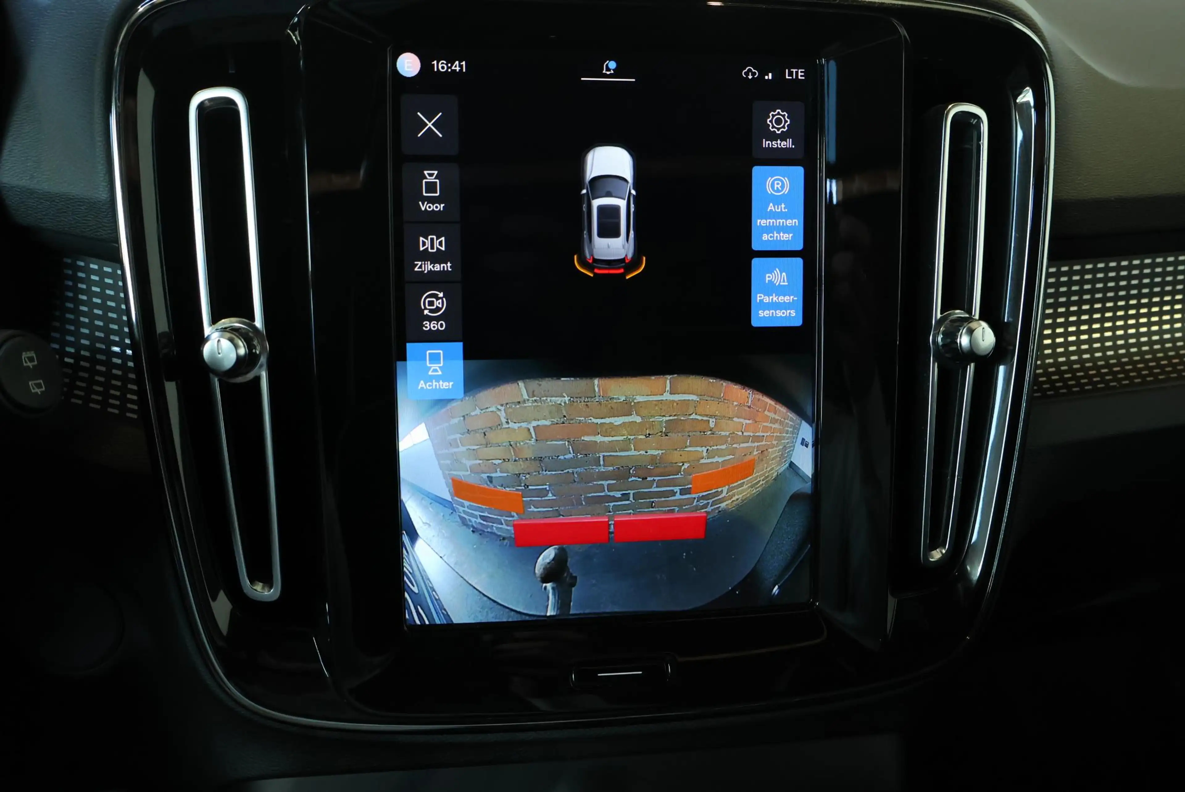 Volvo XC40 Recharge P8 AWD R-Design | Panoramadak | Semi-Elec — photo 15