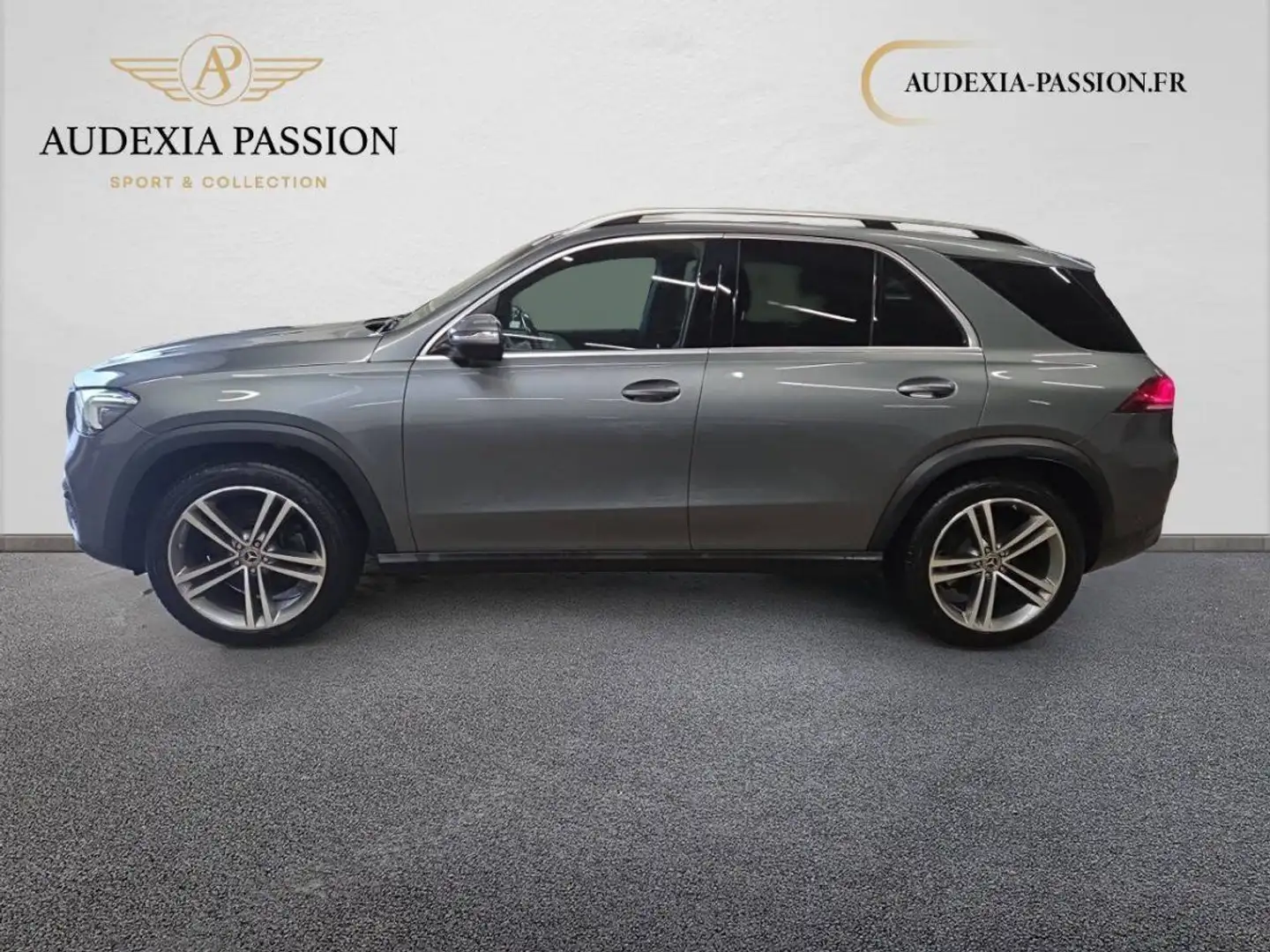 Mercedes-Benz GLE 400 400 d 9G-Tronic 4Matic Avantgarde Line Gris - 2