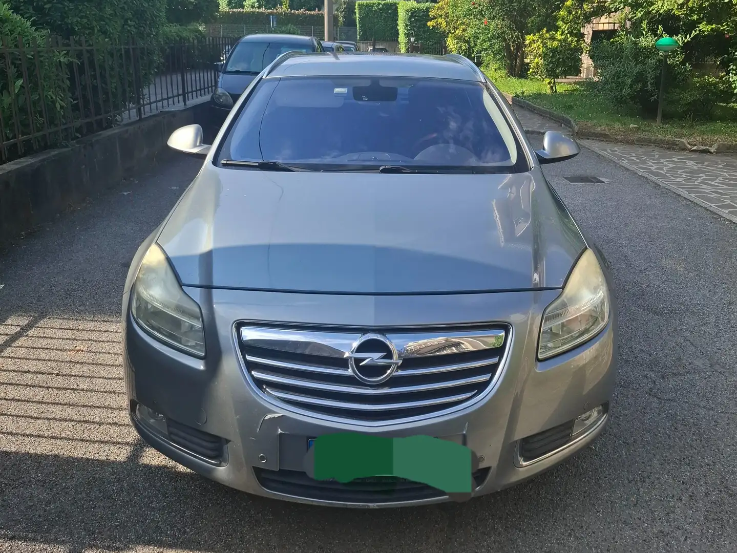 Opel Insignia Insignia SportsTourerSportsTourer2.0cdtiCosmo160cv Grigio - 1