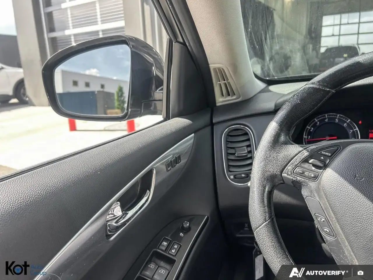 Infiniti EX снимка Infiniti EX