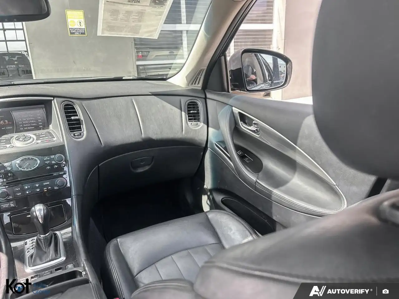 Infiniti EX снимка Infiniti EX