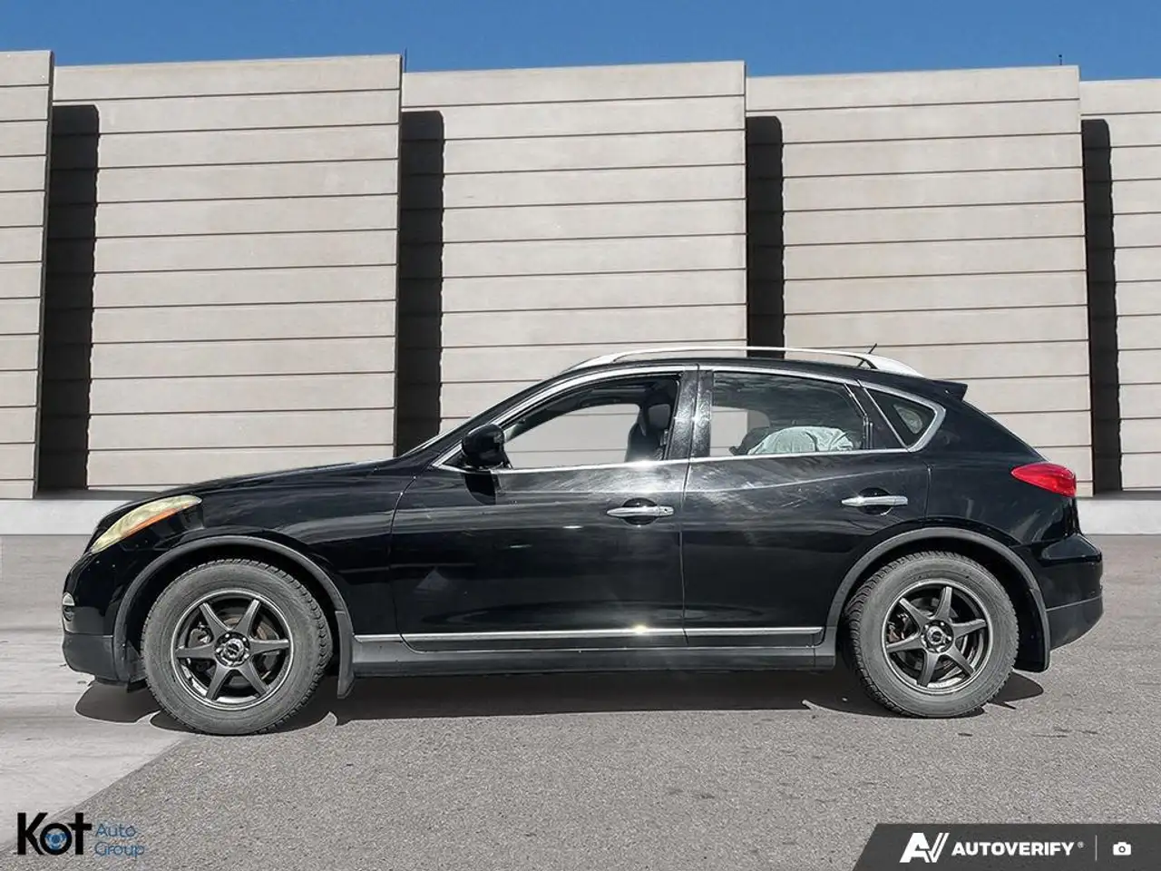 Infiniti EX снимка Infiniti EX
