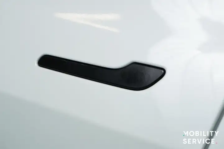 Tesla Model 3 2023, foto 29