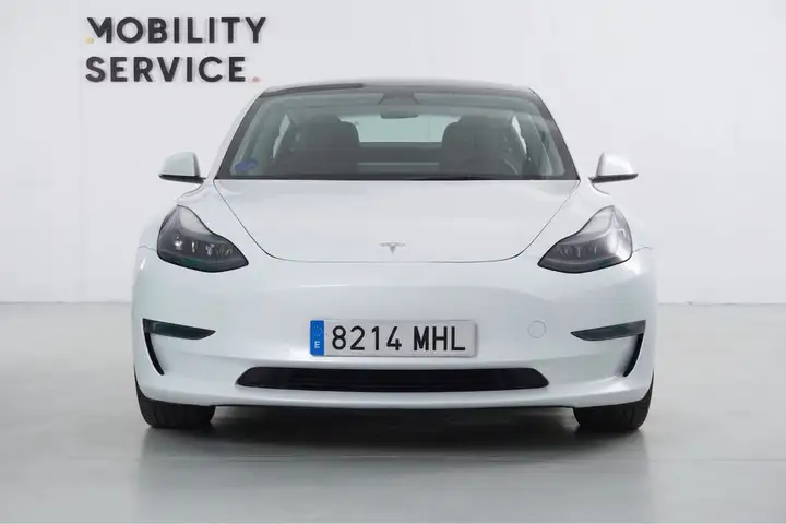 Tesla Model 3 2023, foto 3