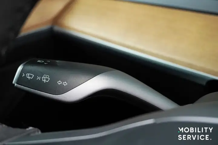 Tesla Model 3 2023, foto 14