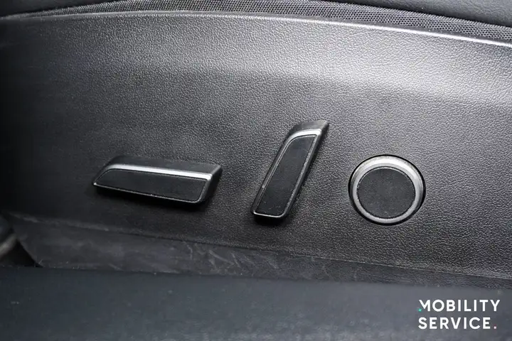 Tesla Model 3 2023, foto 23