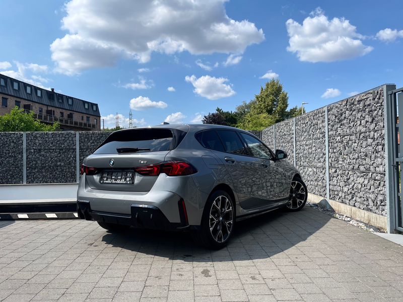 BMW 120 120iAS — photo 2