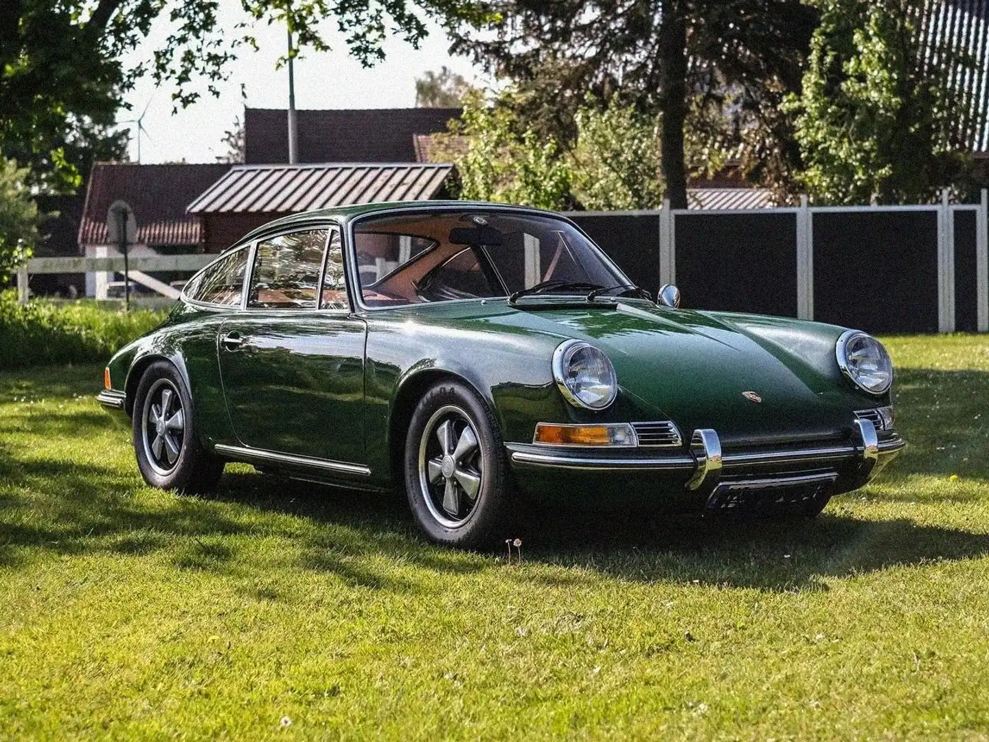 Porsche 911 911T Green - 1