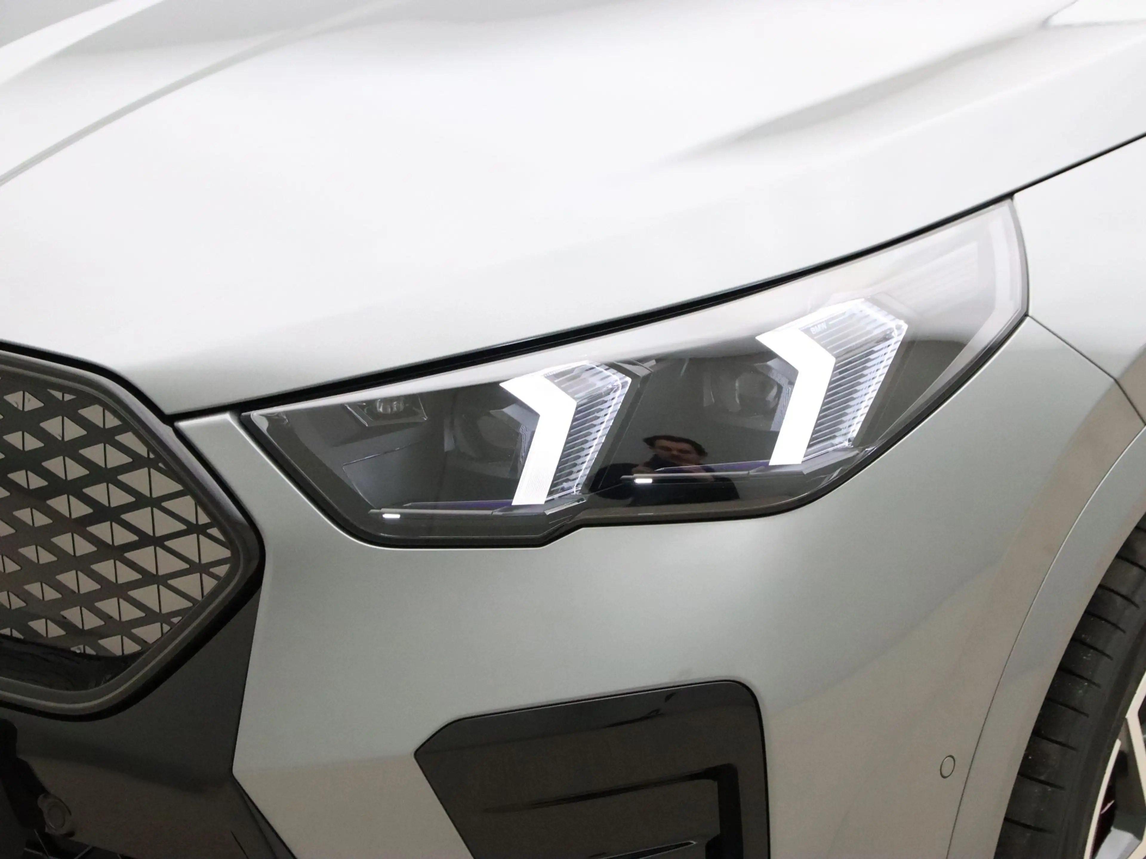 BMW iX2 eDrive20 M Sport- Innovation Pack - Panoramadak - — photo 10