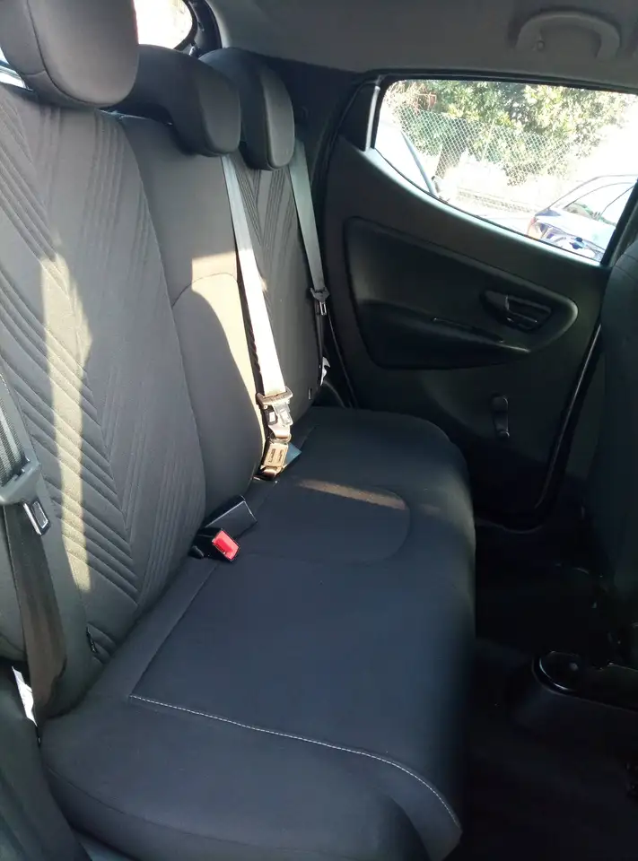 Lancia Ypsilon 2023 — фото 12