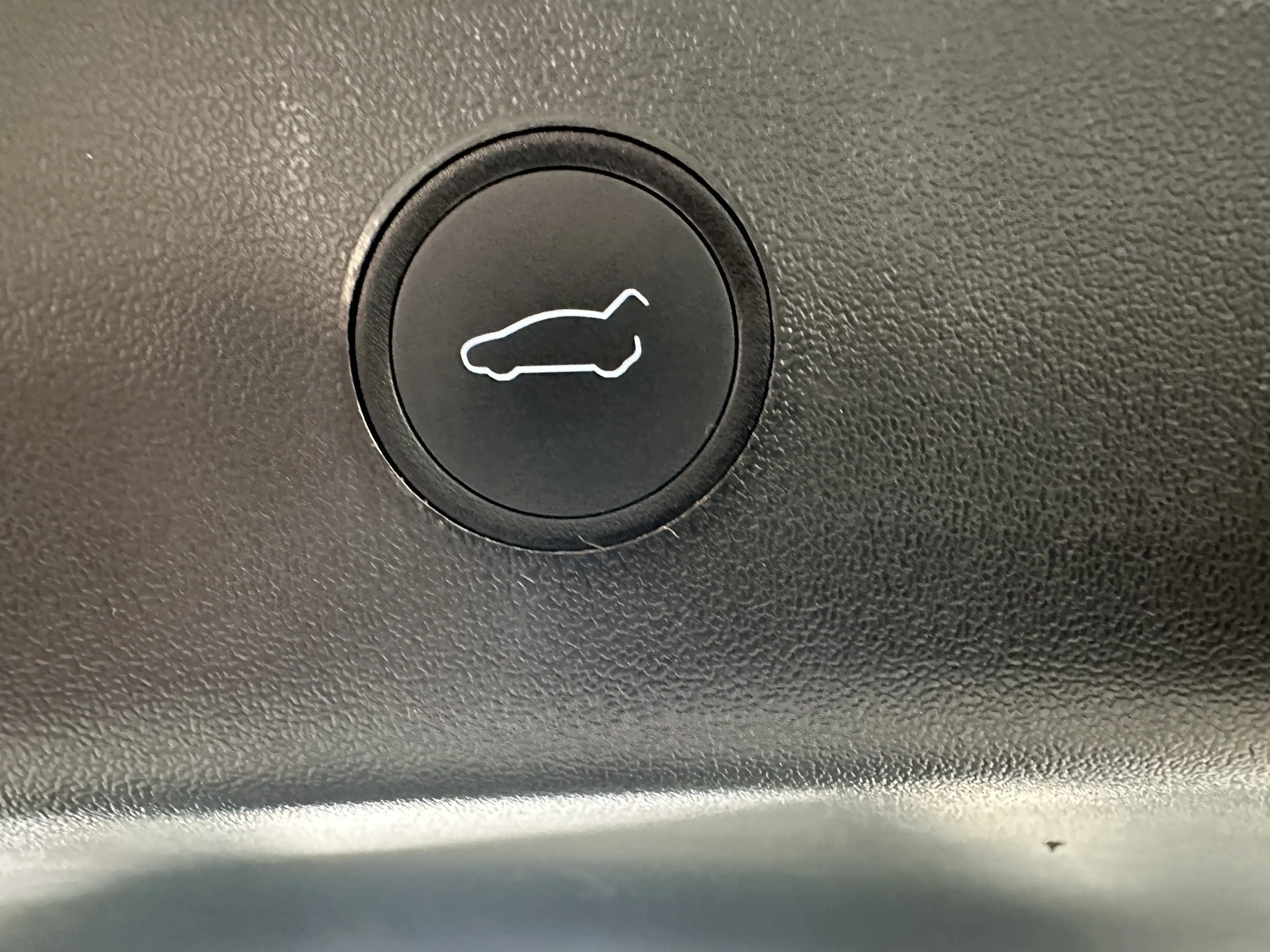 Tesla Model 3 LR Dual AWD AHK Pano Ryzen Wärmepumpe — photo 10