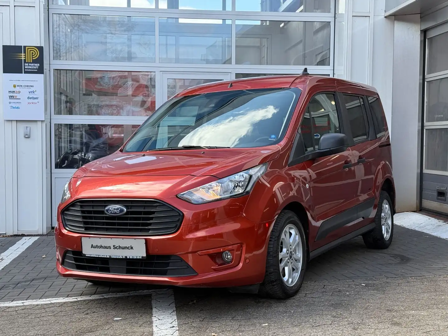 Ford Tourneo Connect 1.5 TDCI CAM/SHZ/NAVI/PDC Naranja - 1