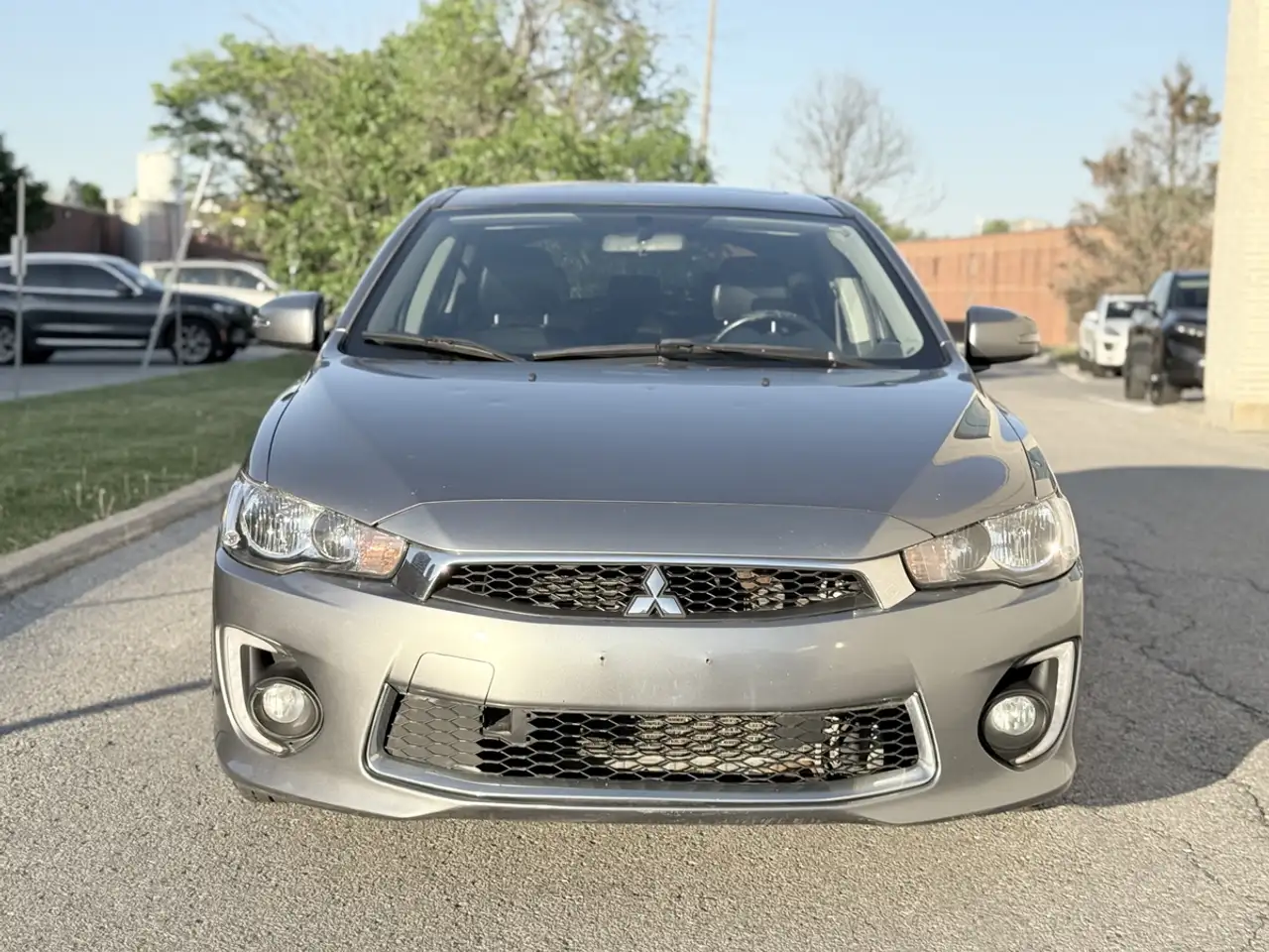 Mitsubishi Lancer photo Mitsubishi Lancer