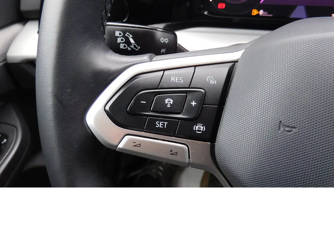 Volkswagen Golf III 1.0 Life Move TSI BMT Klima Navi Alu, миниатюра 22
