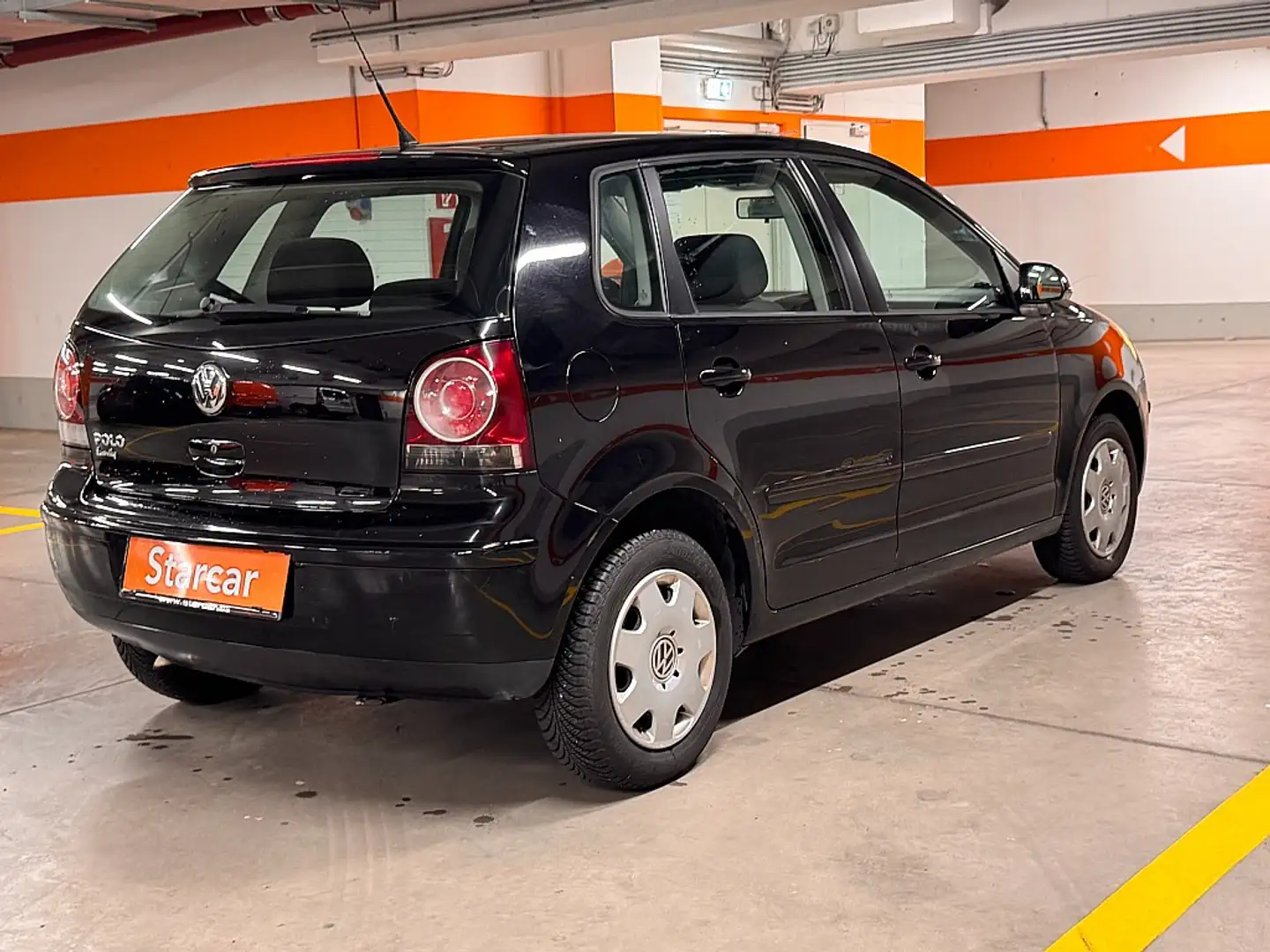 Volkswagen Polo Cool Family 1,2 Schwarz - 2