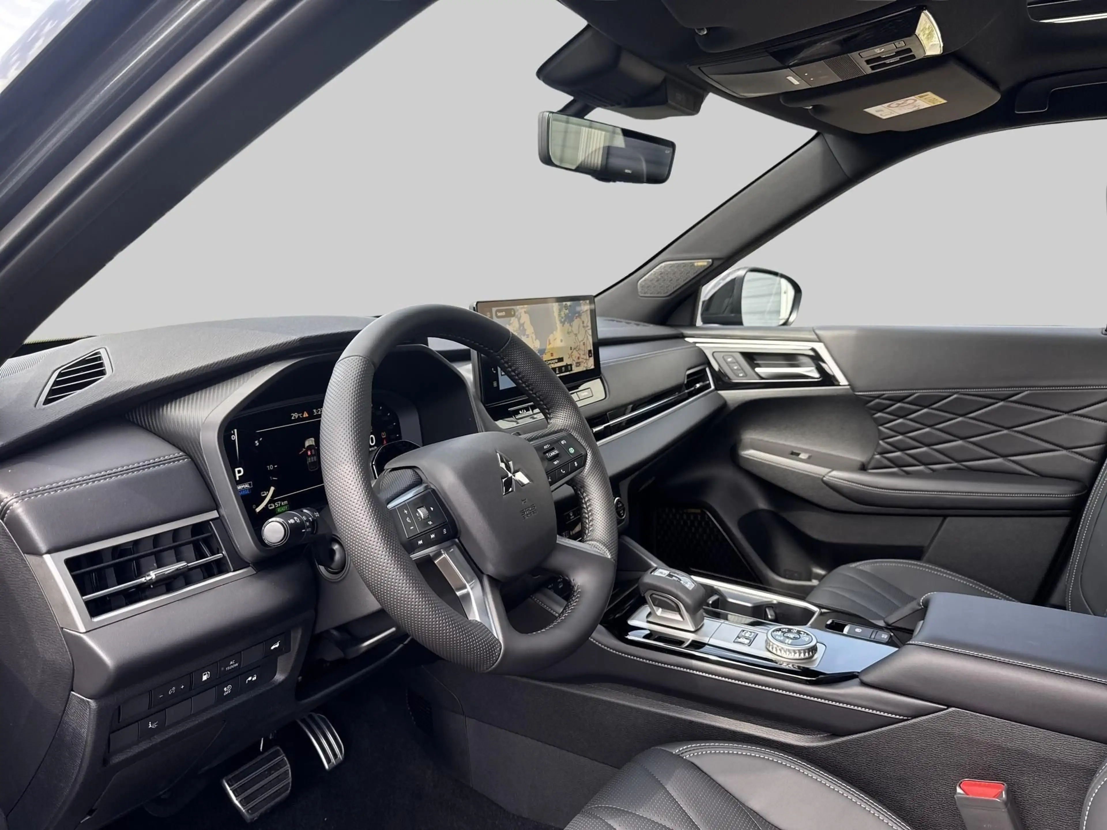 Mitsubishi Outlander 2.4 PHEV Black Edition — photo 14