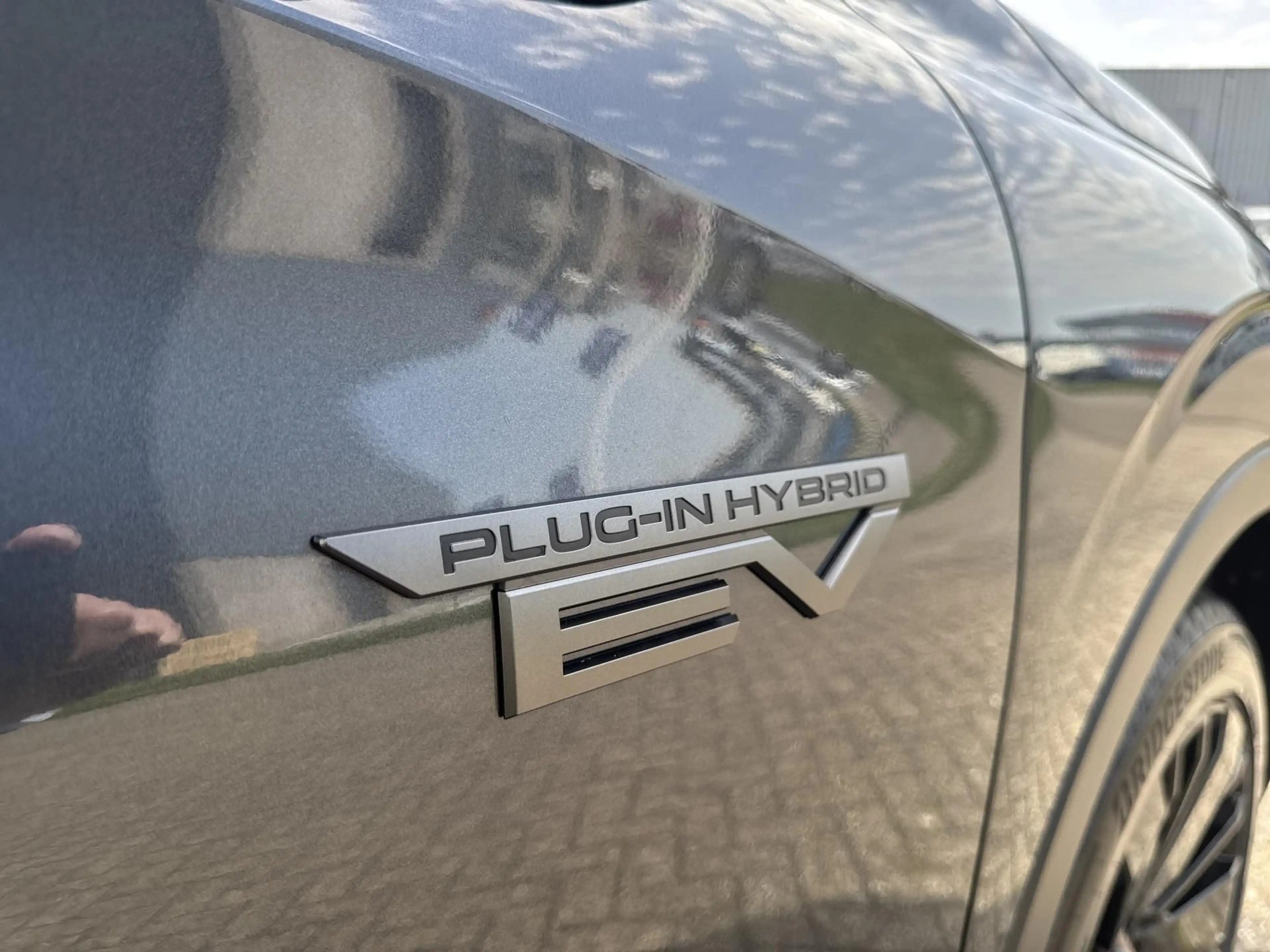 Mitsubishi Outlander 2.4 PHEV Black Edition — photo 10