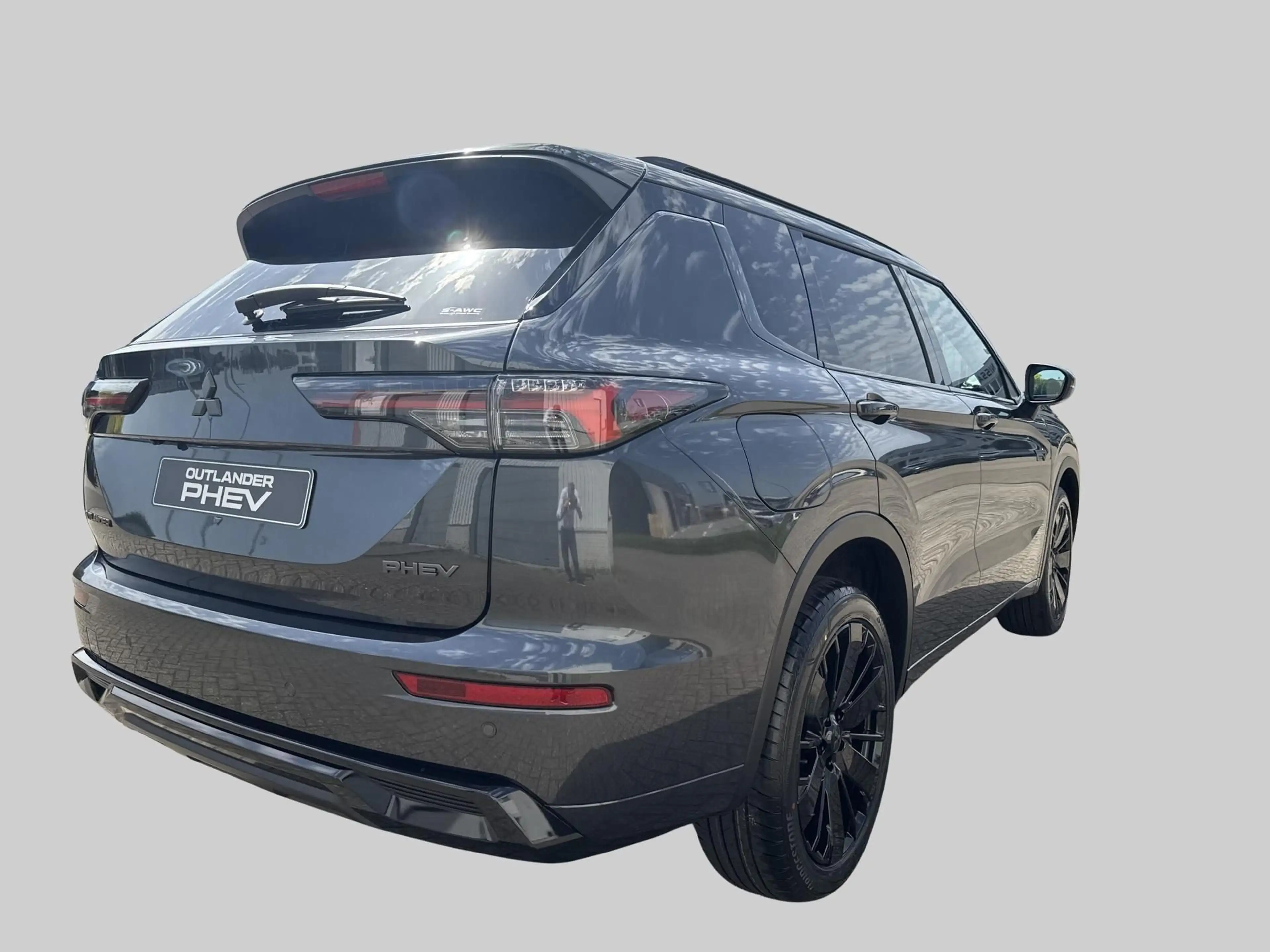 Mitsubishi Outlander 2.4 PHEV Black Edition — photo 5