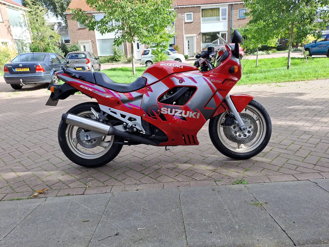Suzuki GSX 600