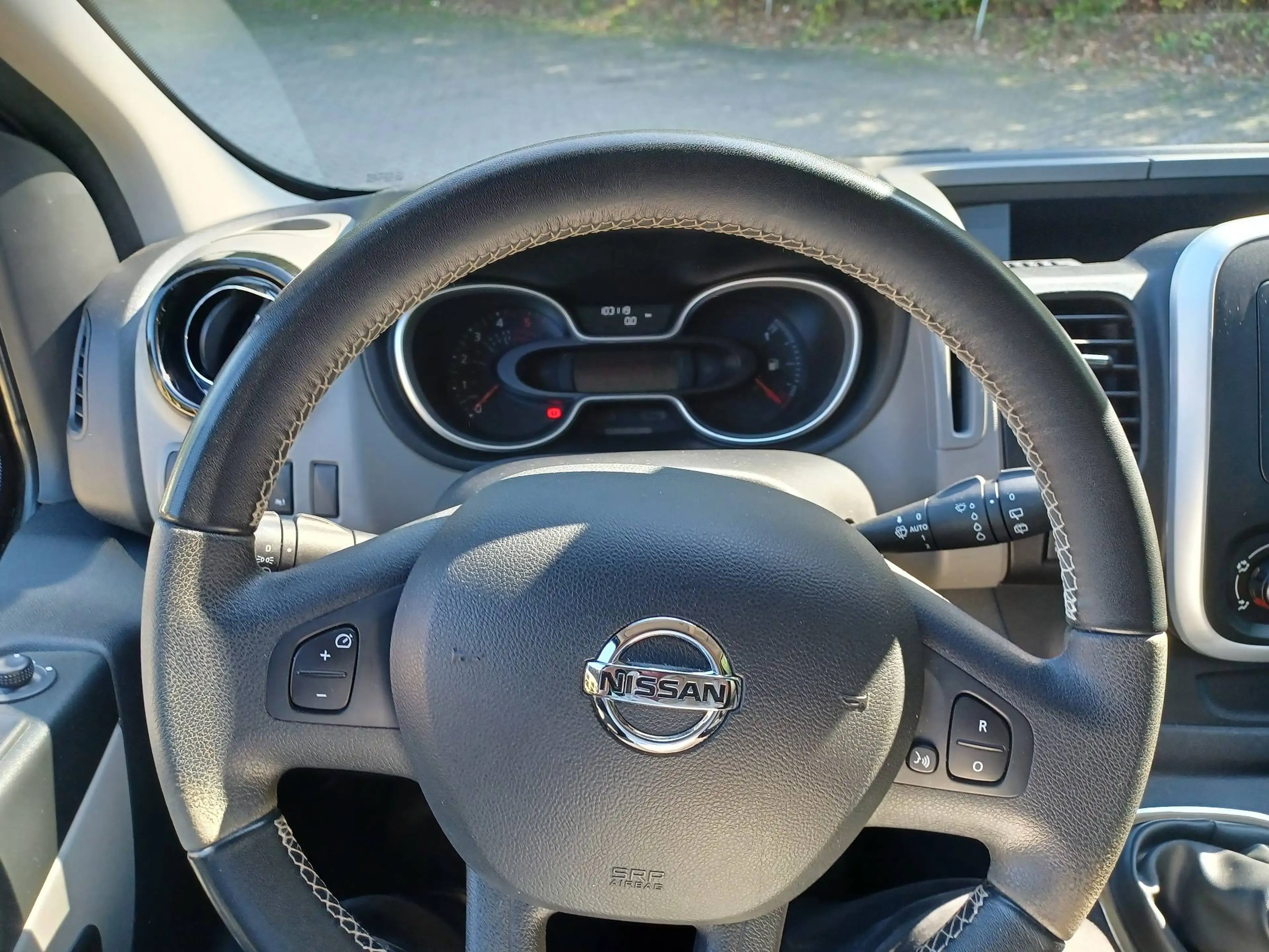 Nissan NV300 NV300 dCi 145 L1H1 2,7 dCi 145 (9-Sitzer) Premium AHK GJR 12 Mon Garantie — photo 15