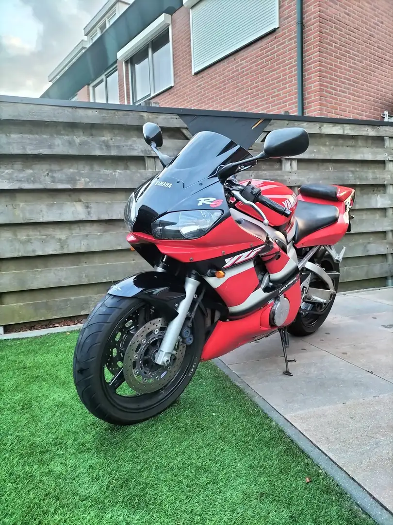 Yamaha YZF-R6 Rood - 1
