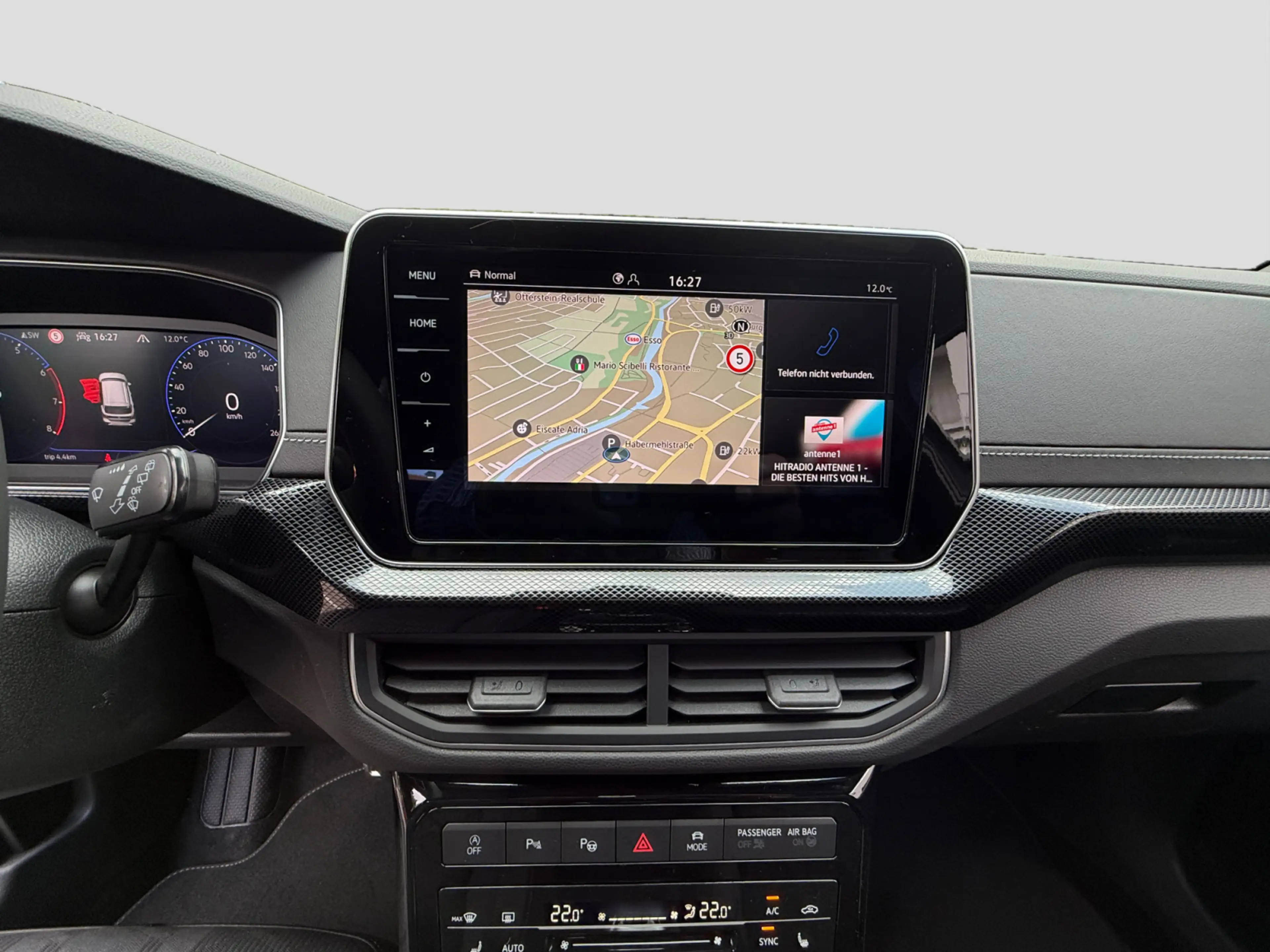 Volkswagen T-Cross R-Line 1.0 l TSI 85 kW Travel & Comfort" — photo 7
