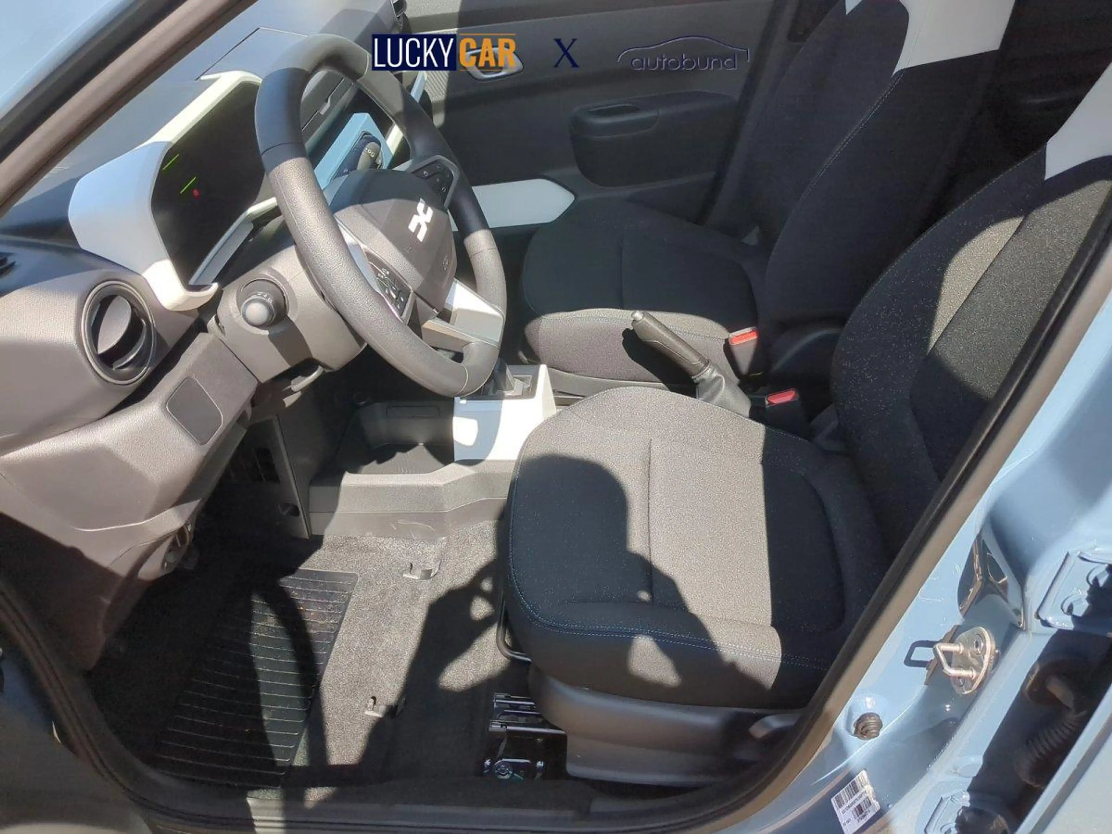 Dacia Spring Expression Klima+PDC+CCS Electric 70 51 kW (69 ... — photo 4