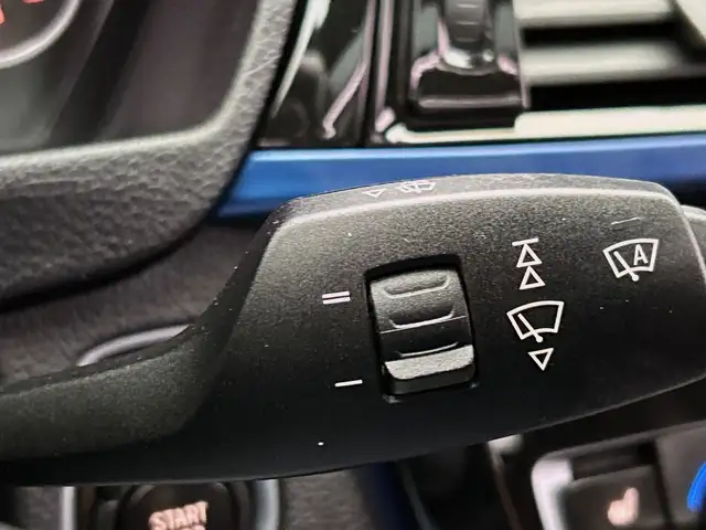 BMW 3 Series view 21