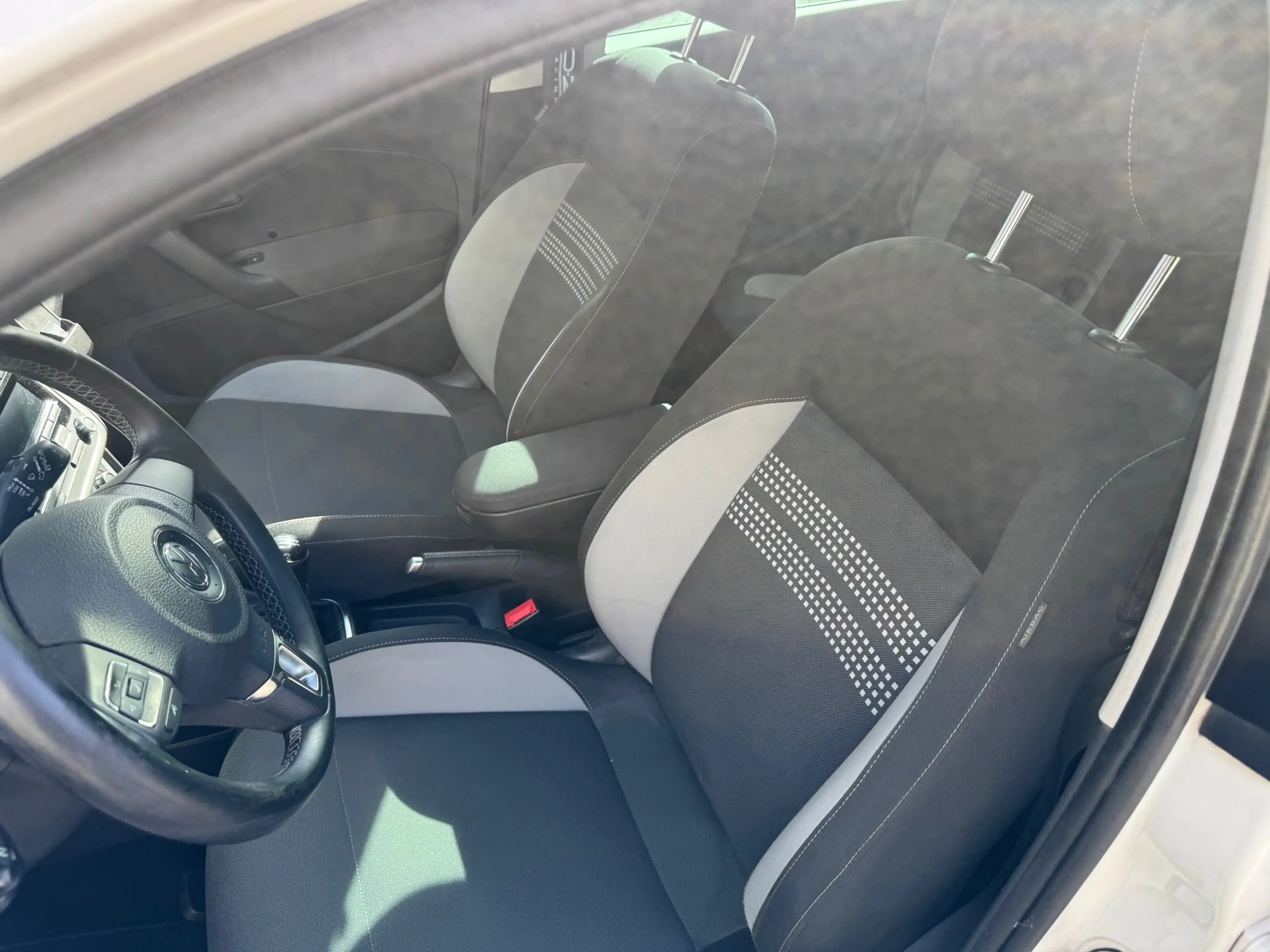 Volkswagen Polo 1.2 TSI Trendline — photo 10