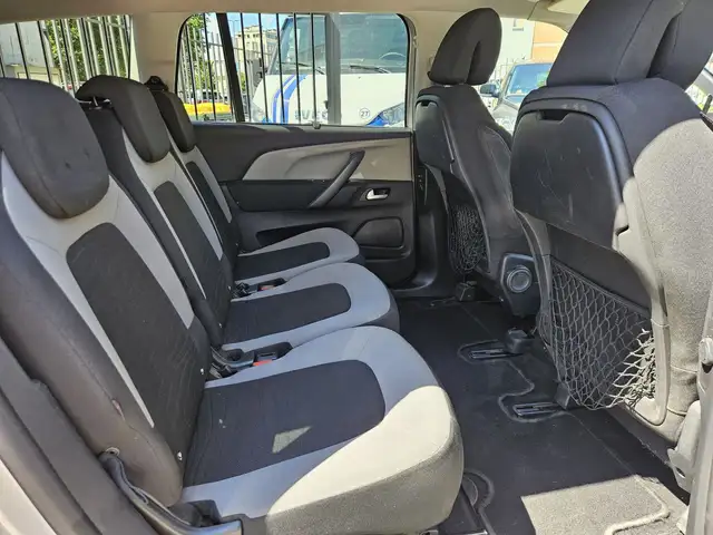 Citroen Grand C4 Picasso view 12