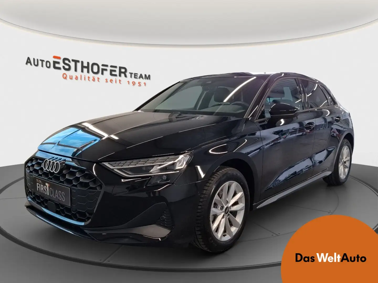 Audi A3 30 TFSI Zwart - 1