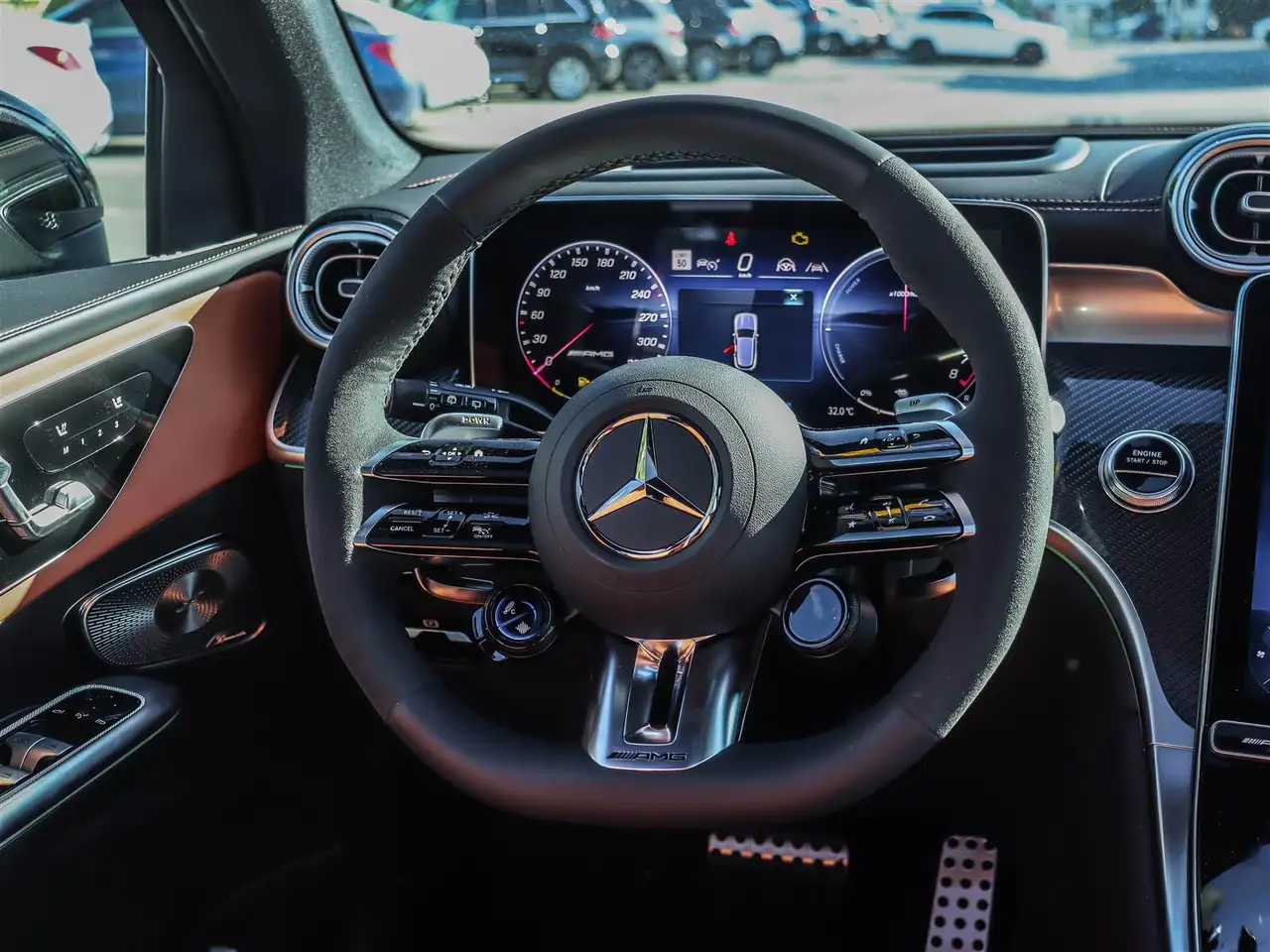 Mercedes-Benz GLC снимка Mercedes-Benz GLC
